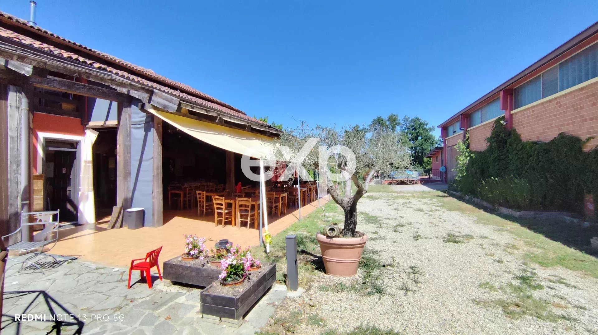 Asti Quarto Superiore Agriturismo Camere Piscina e Ristorante,