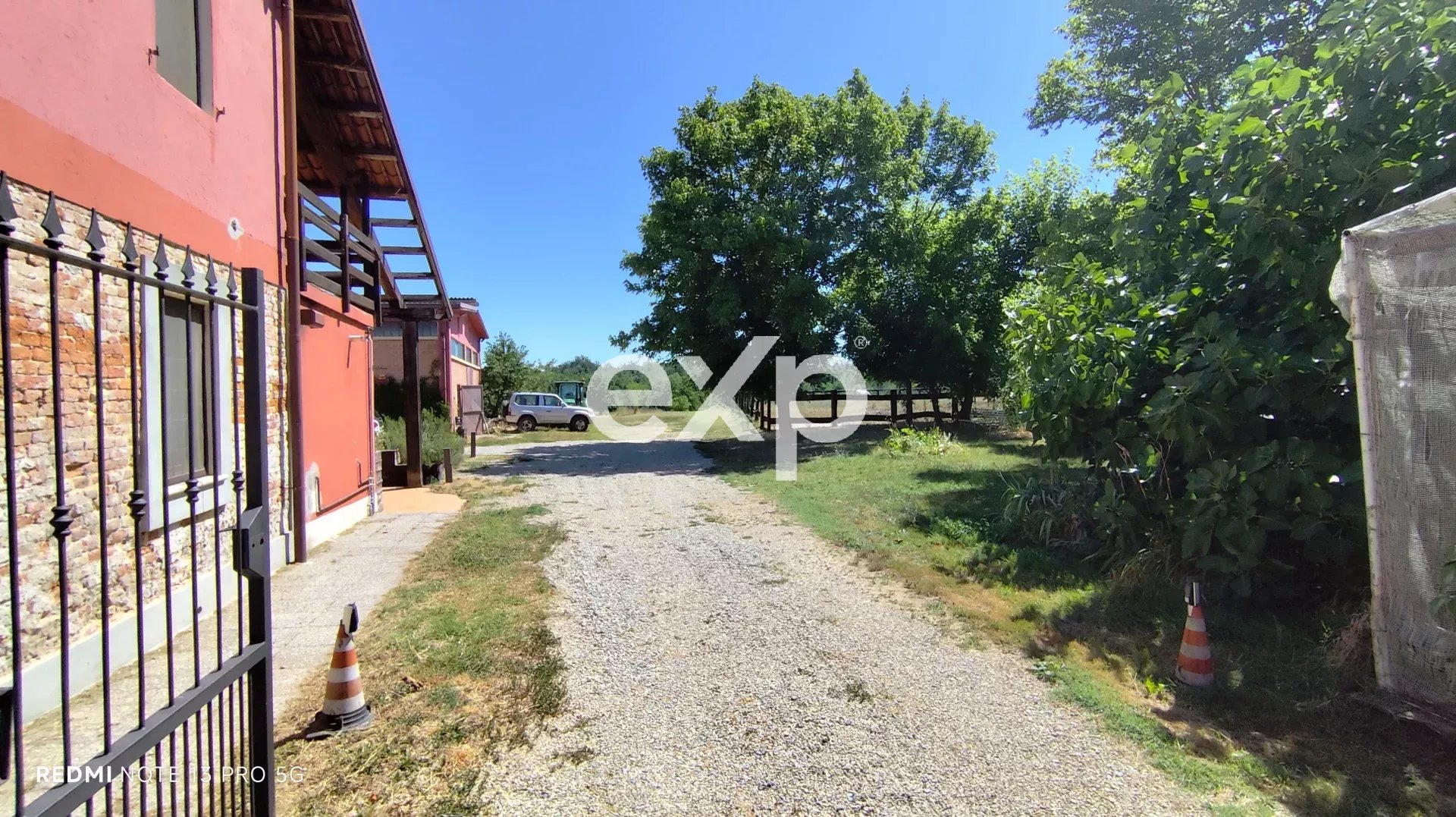 Asti Quarto Superiore Agriturismo Camere Piscina e Ristorante,