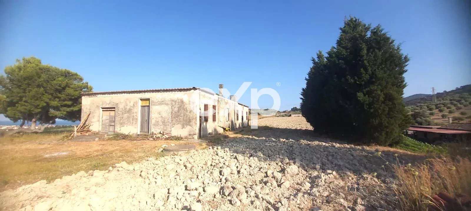 Rudere con terreno e vista mare mozzafiato – Davoli Marina (CZ)