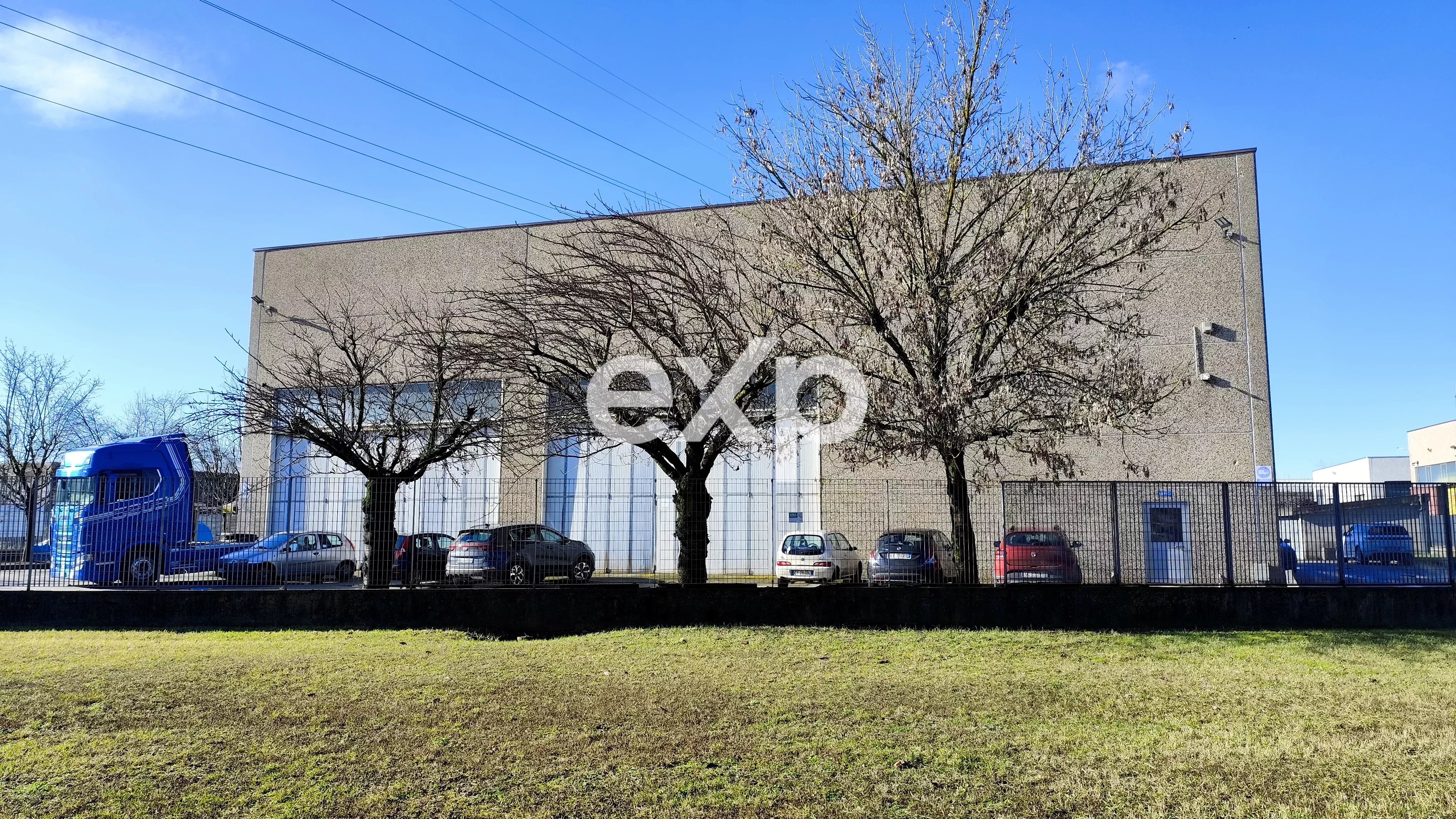 Capannone in Vendita ad Asti, Zona Industriale