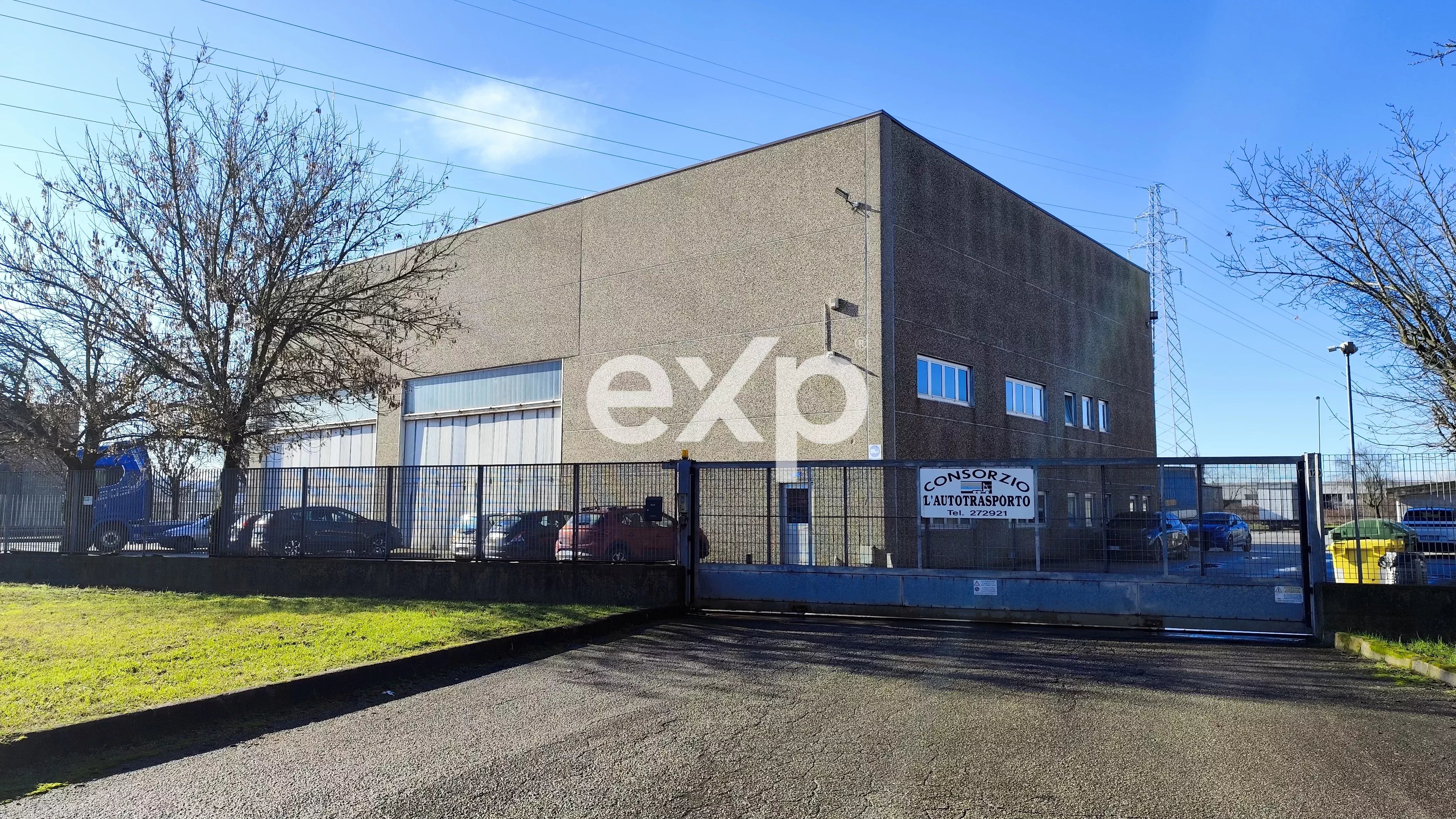 Capannone in Vendita ad Asti, Zona Industriale