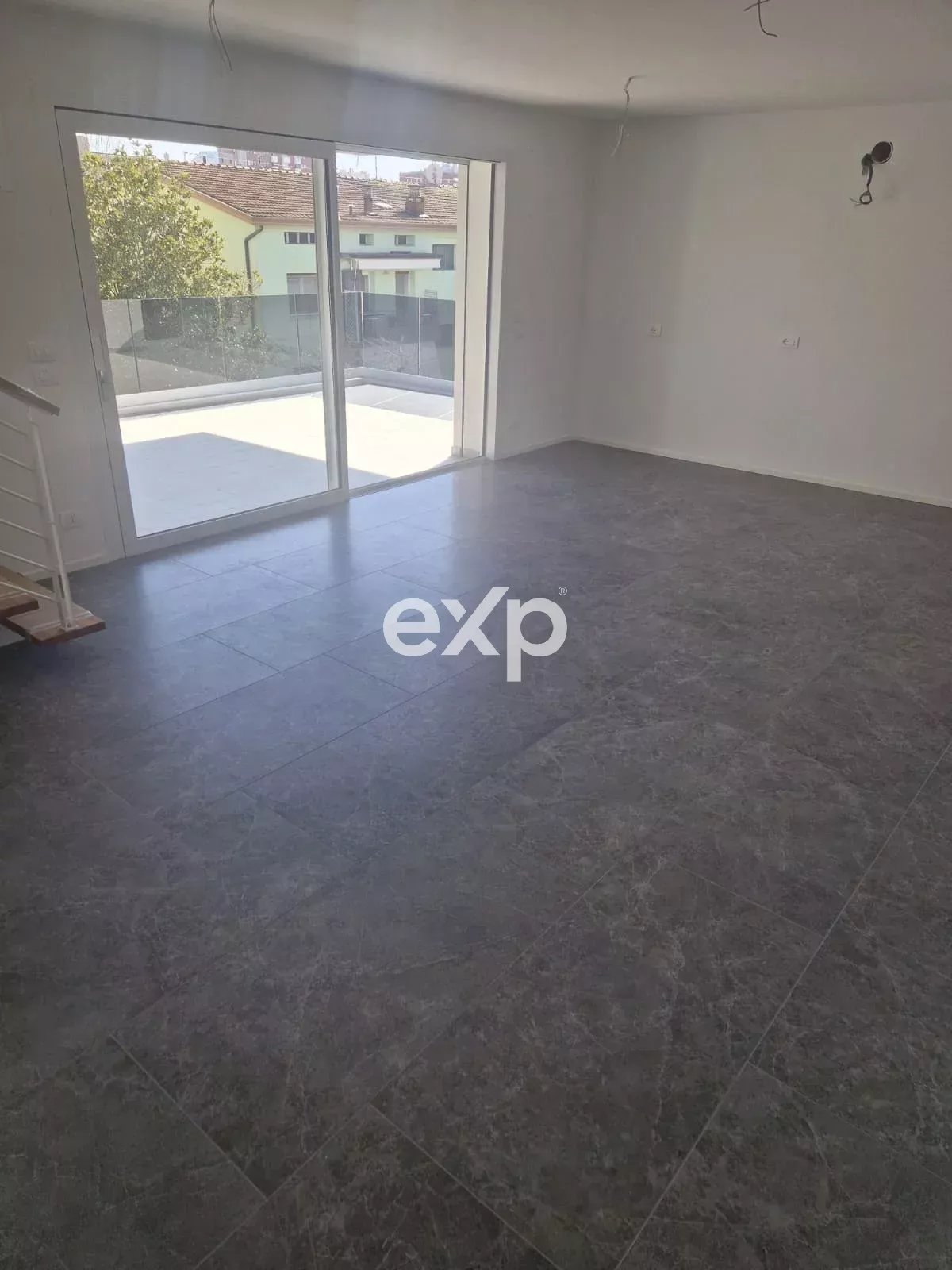 Appartamento nuovo Duplex 3 camere e 2 bagni