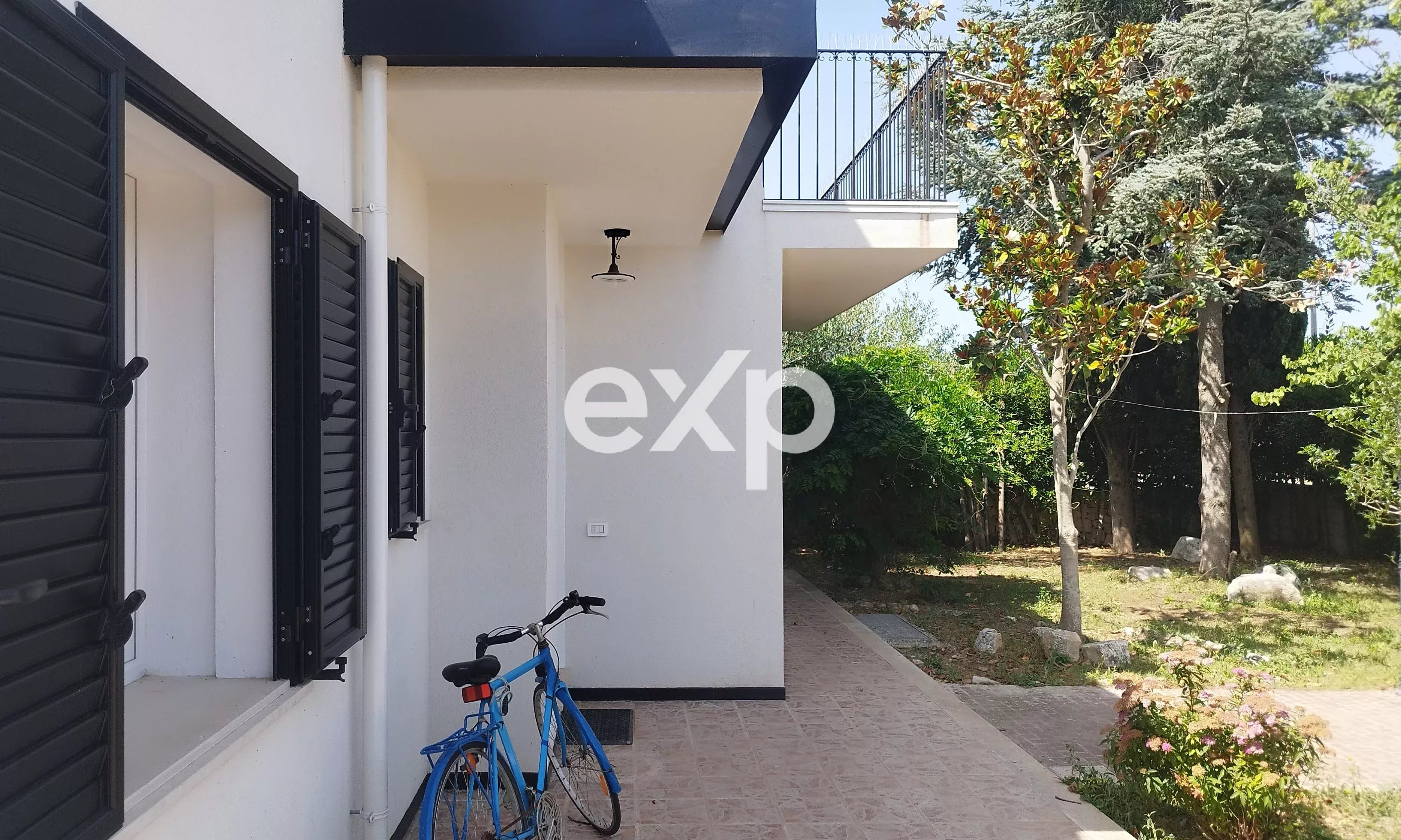 Elegante villa in zona residenziale