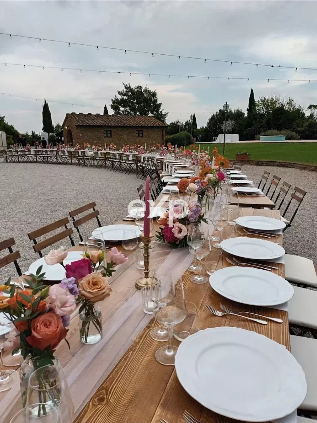 In Vendita "Prestigiosa Villa con piscina a Lucignano (Arezzo)"
