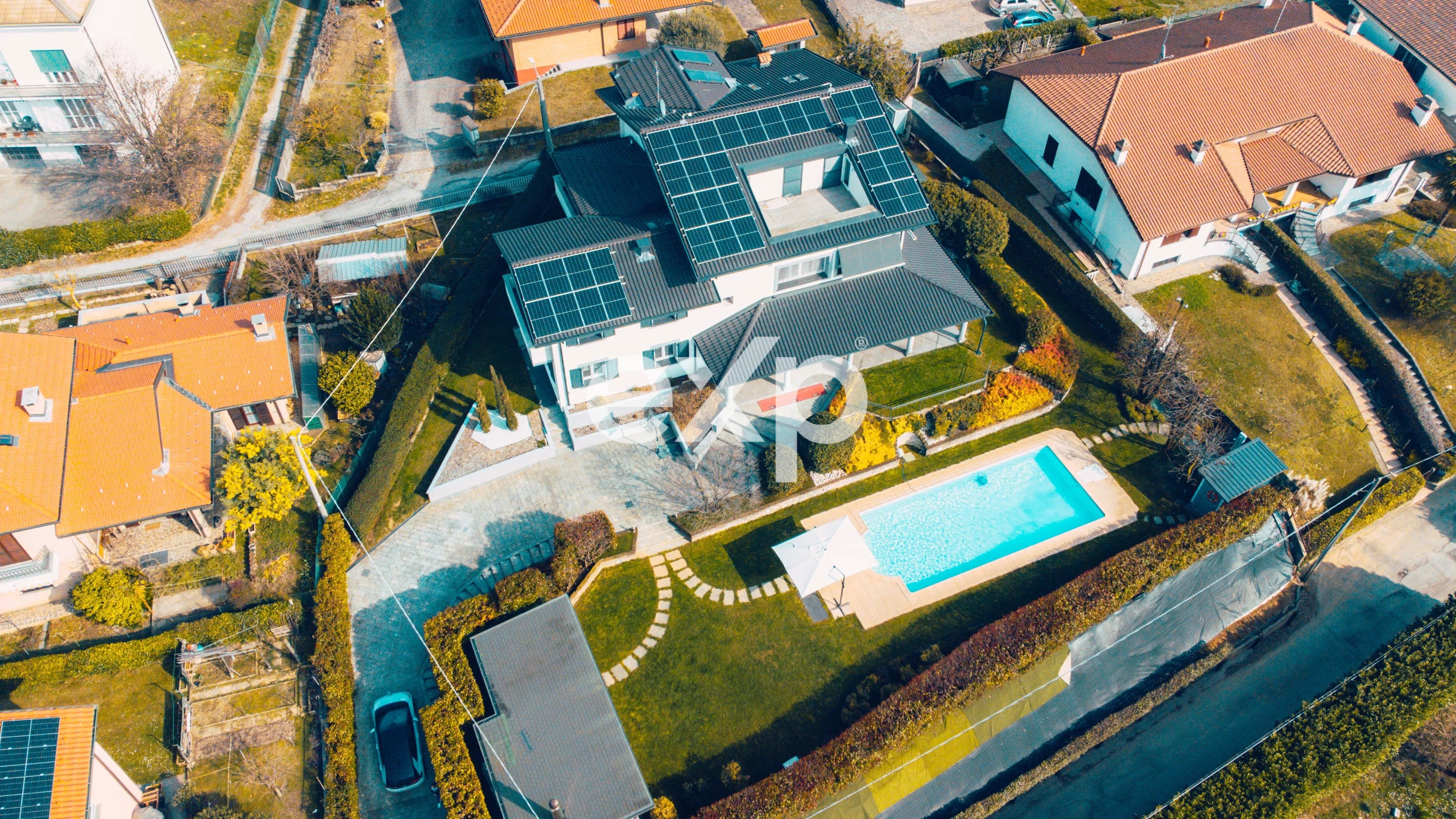 Villa con piscina e parco