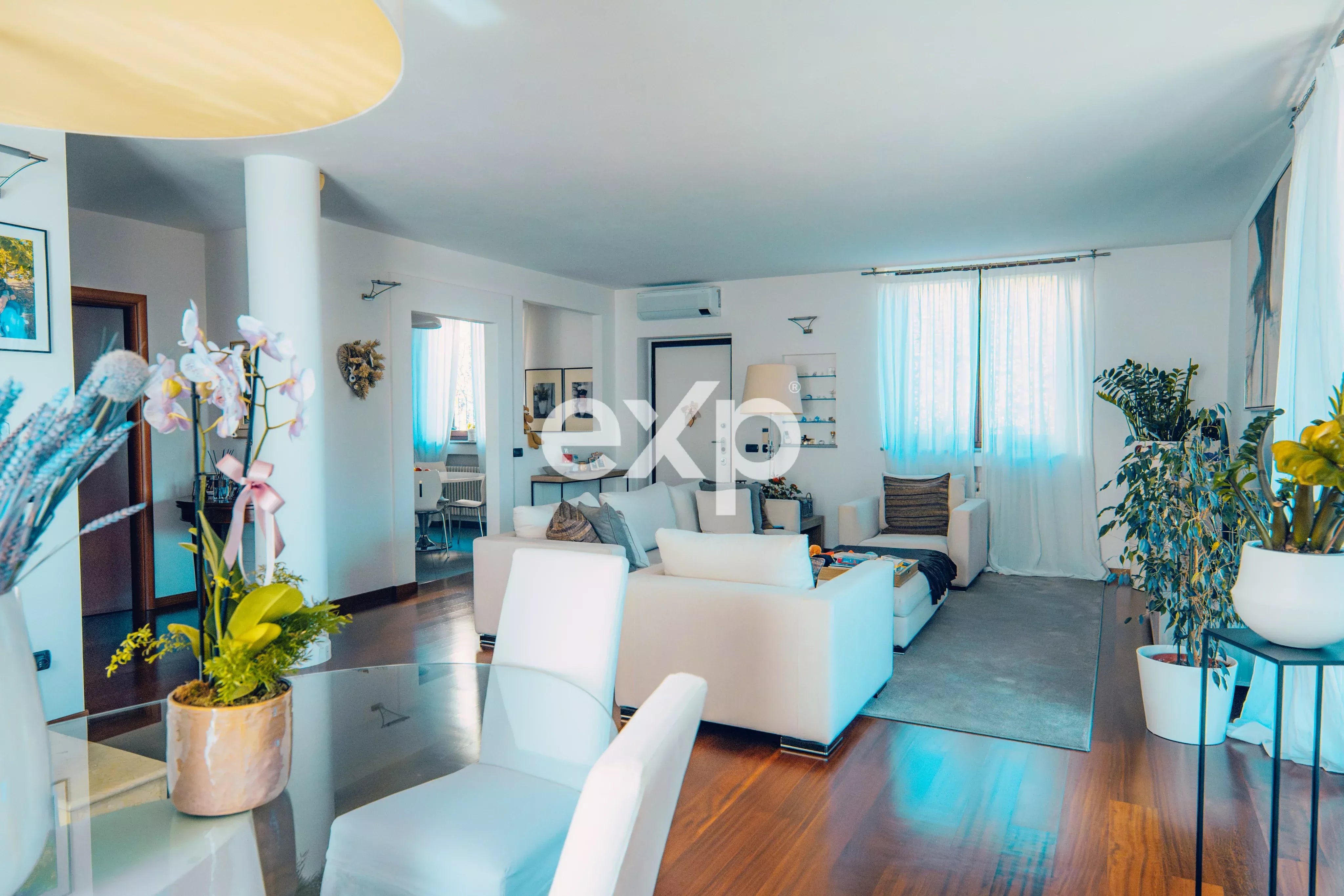 Casa in vendita a Montano Lucino, Via I Maggio, 13, 22070 Montano Lucino, 300 m²