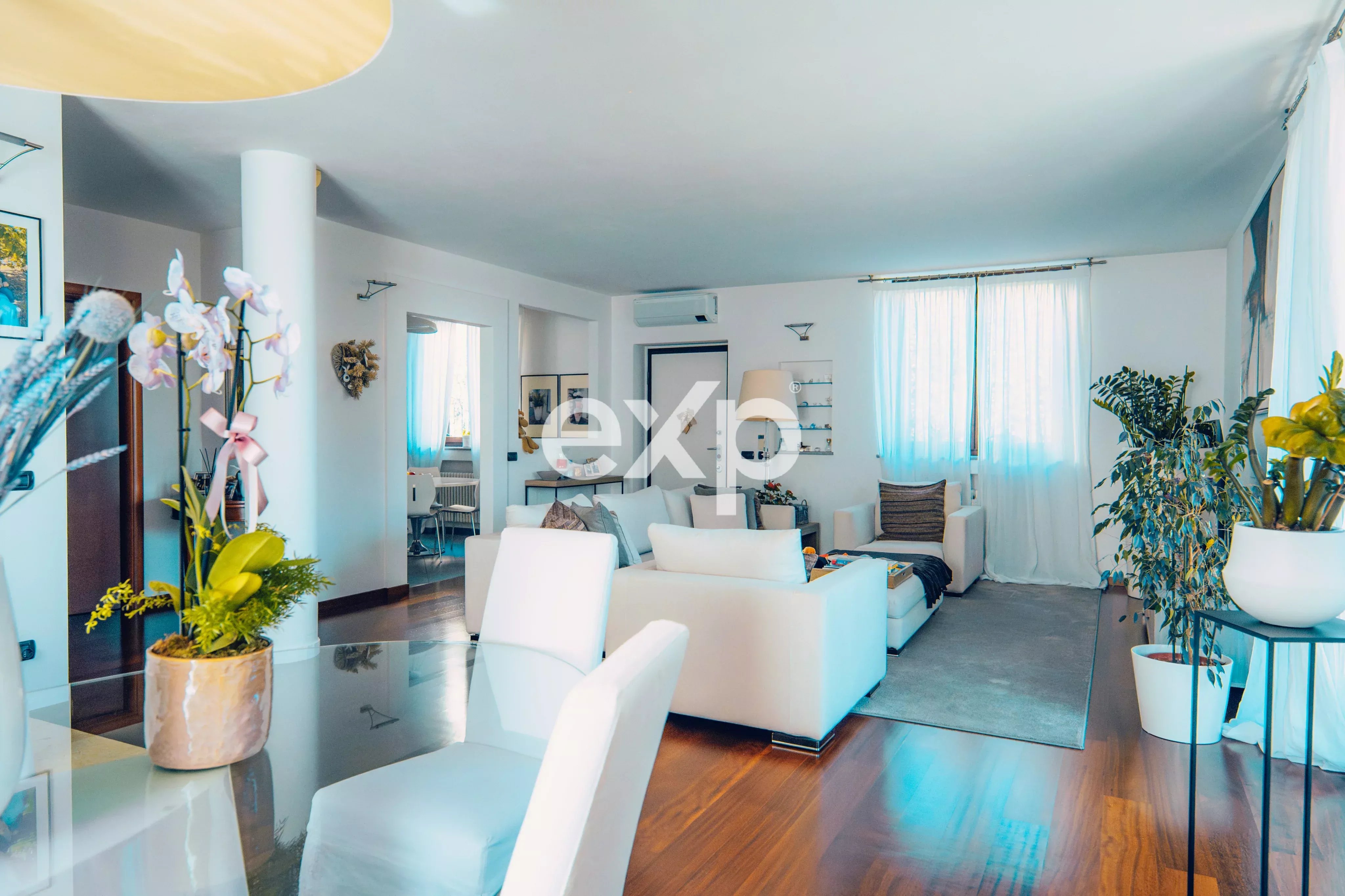 Casa in vendita a Montano Lucino, Via I Maggio, 13, 22070 Montano Lucino, 300 m²