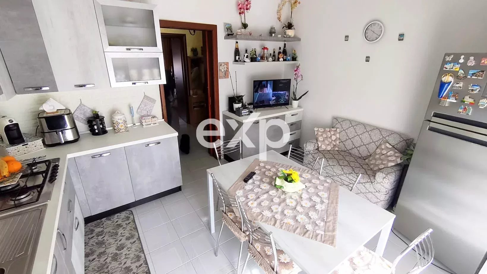 Reggio Calabria - Cardinale Portanova - Ampio quadrilocale con posto auto