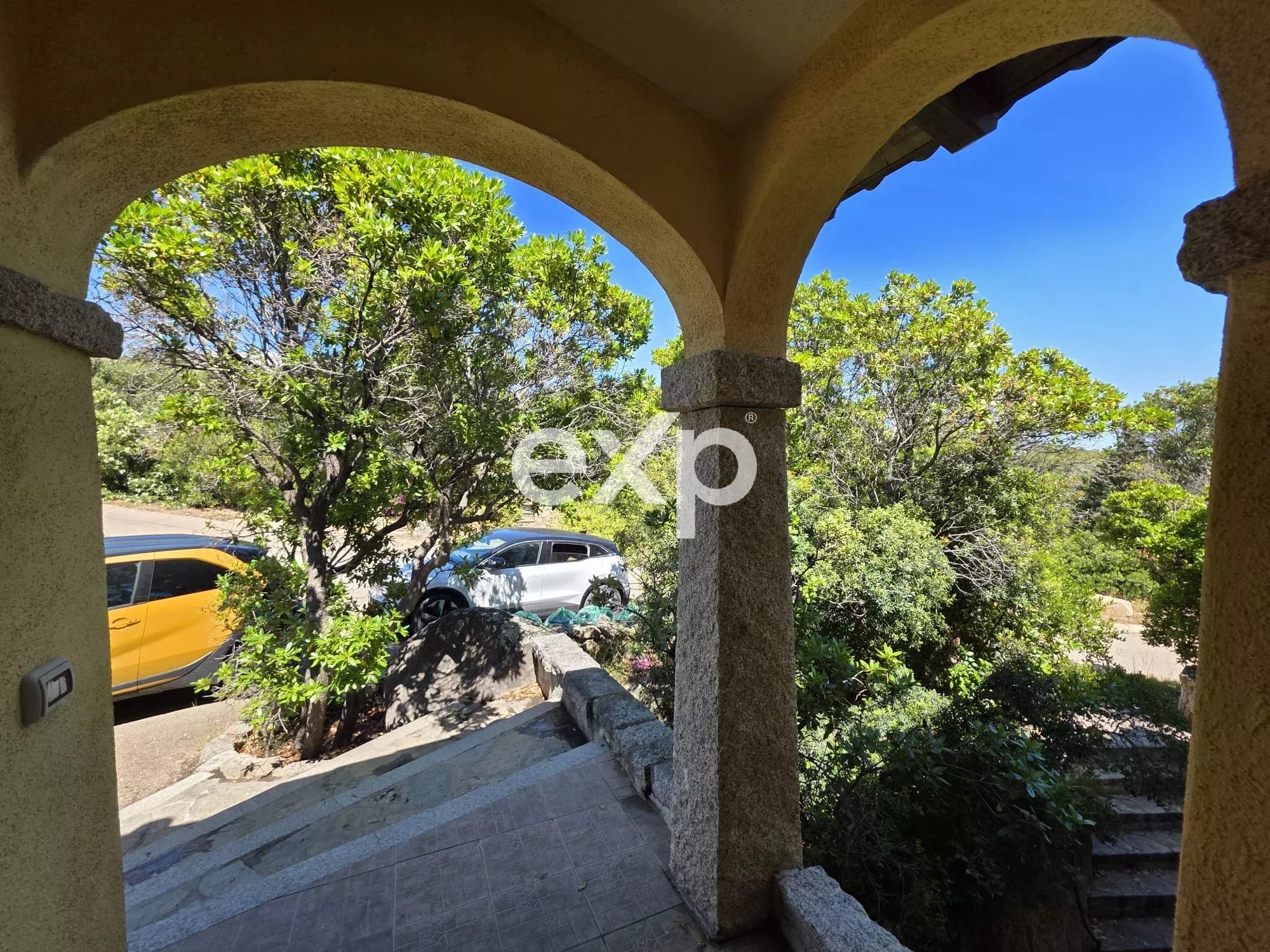 Villetta con 2 camere e seminterrato a Cala Ginepro