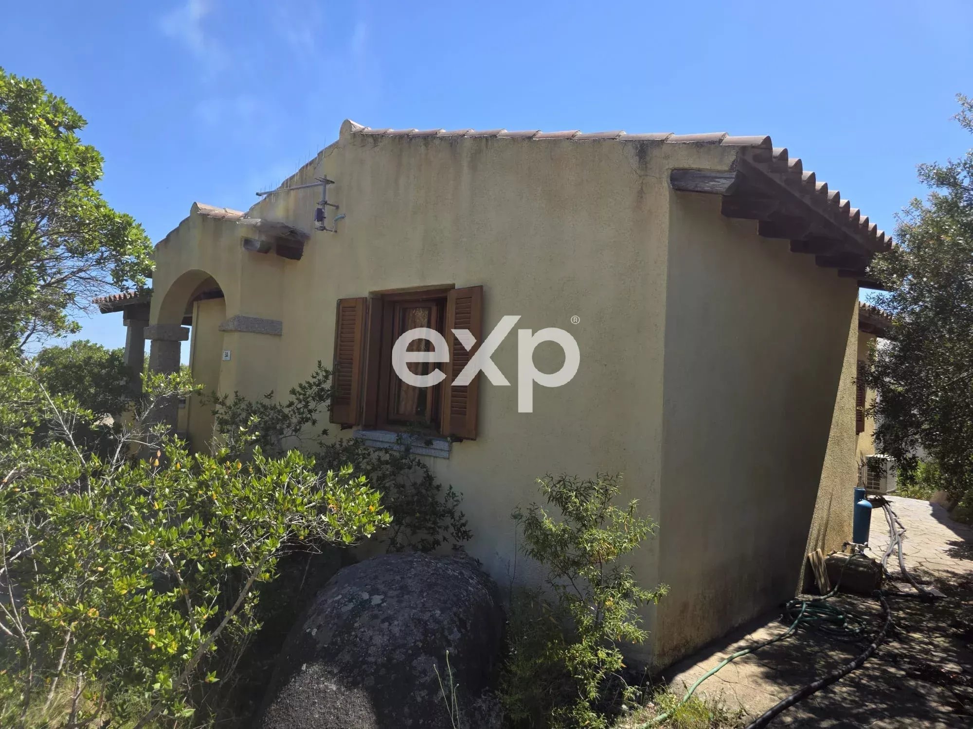 Villetta con 2 camere e seminterrato a Cala Ginepro