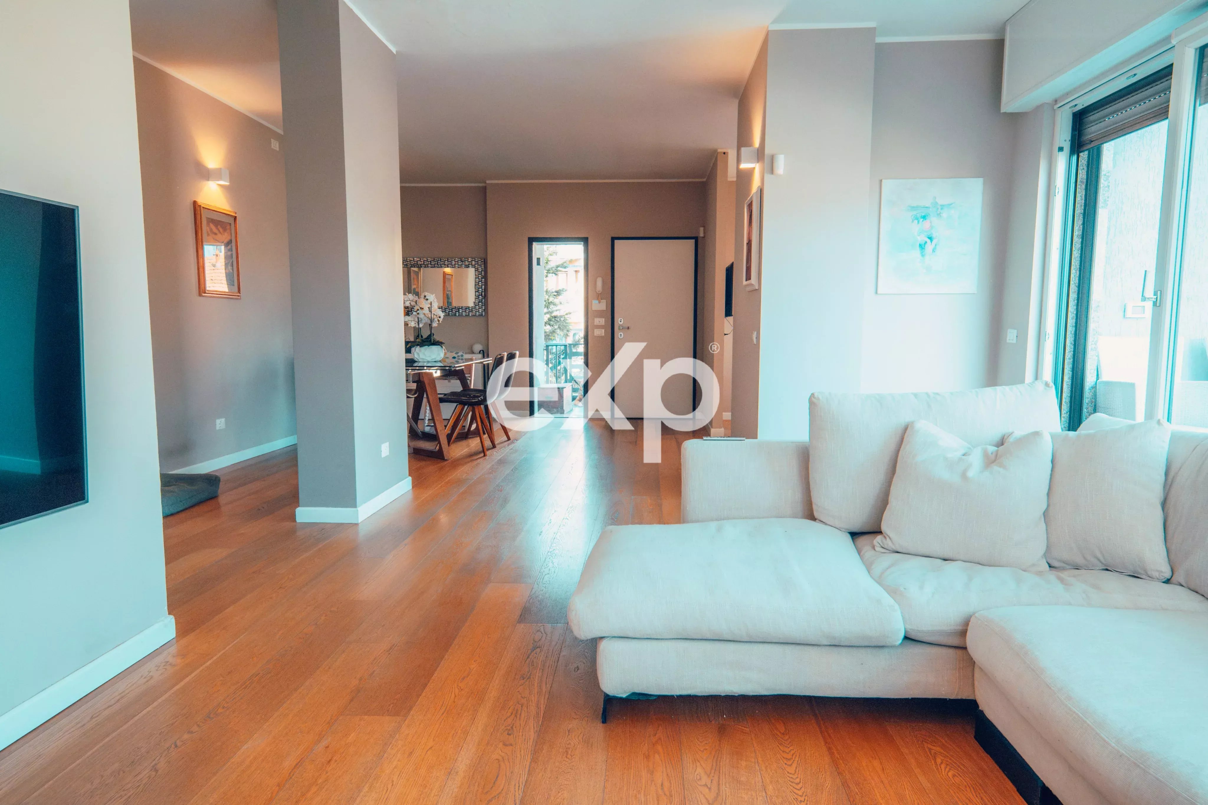 APPARTEMENTO QUADRILOCALE CON TERRAZZO