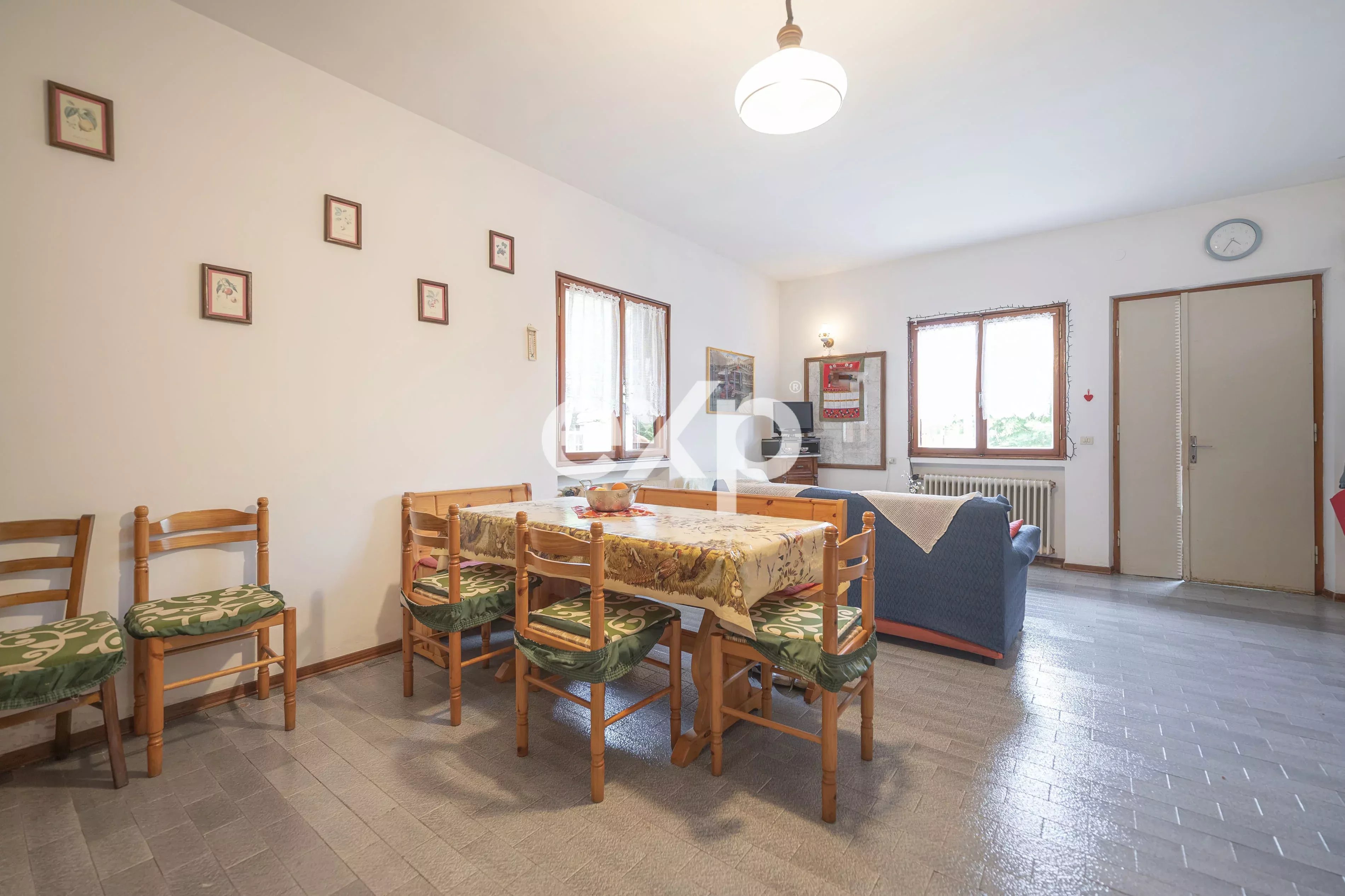Casa abbinata 3 camere 2 bagni con verde privato