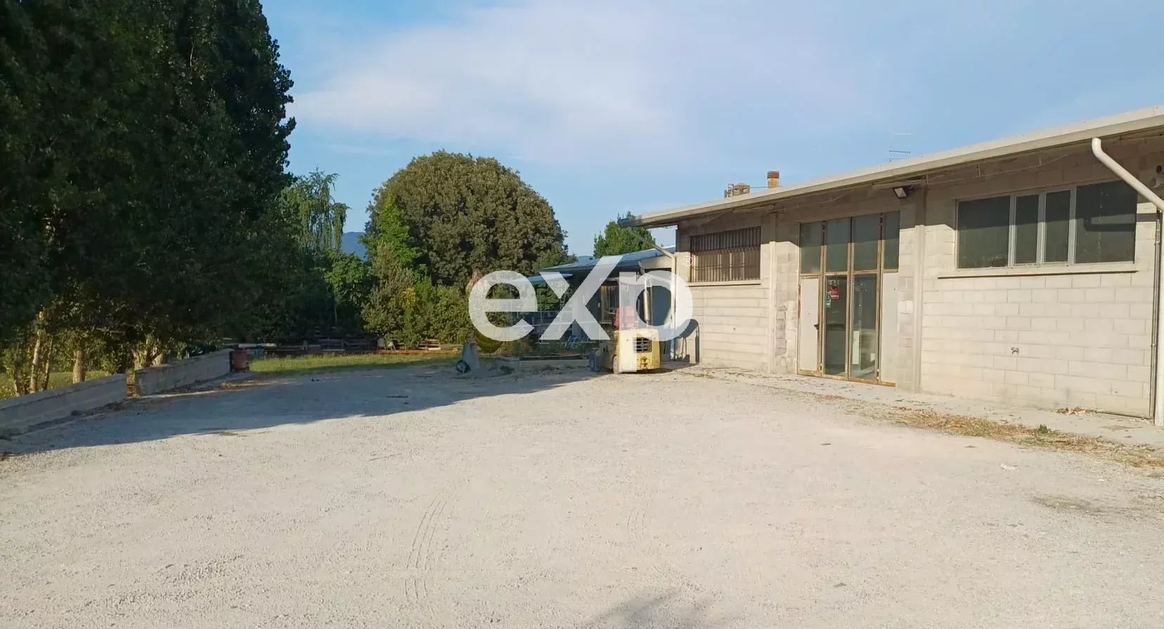 Magazzino / Capannone in affitto a Monte San Savino, Via delle Nebbiaie, 4, 52048 Monte San Savino, 211 m²