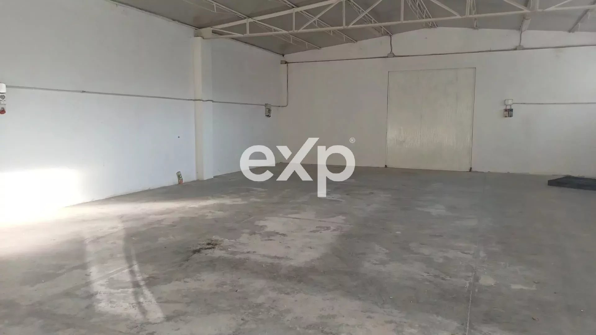 Magazzino / Capannone in affitto a Monte San Savino, Via delle Nebbiaie, 4, 52048 Monte San Savino, 211 m²