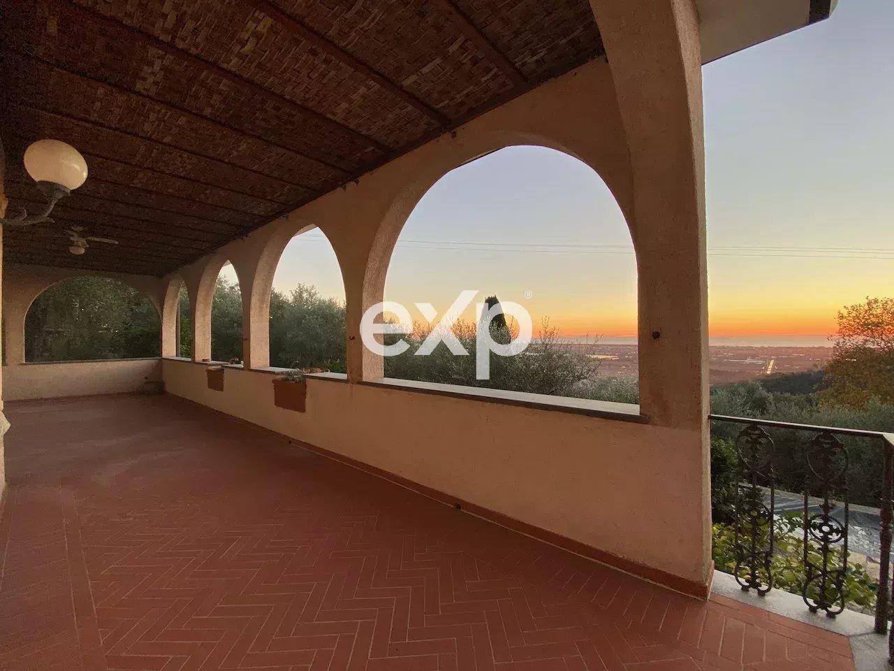 Villa Vista Mare Panoramica 390 mq | Massarosa Versilia