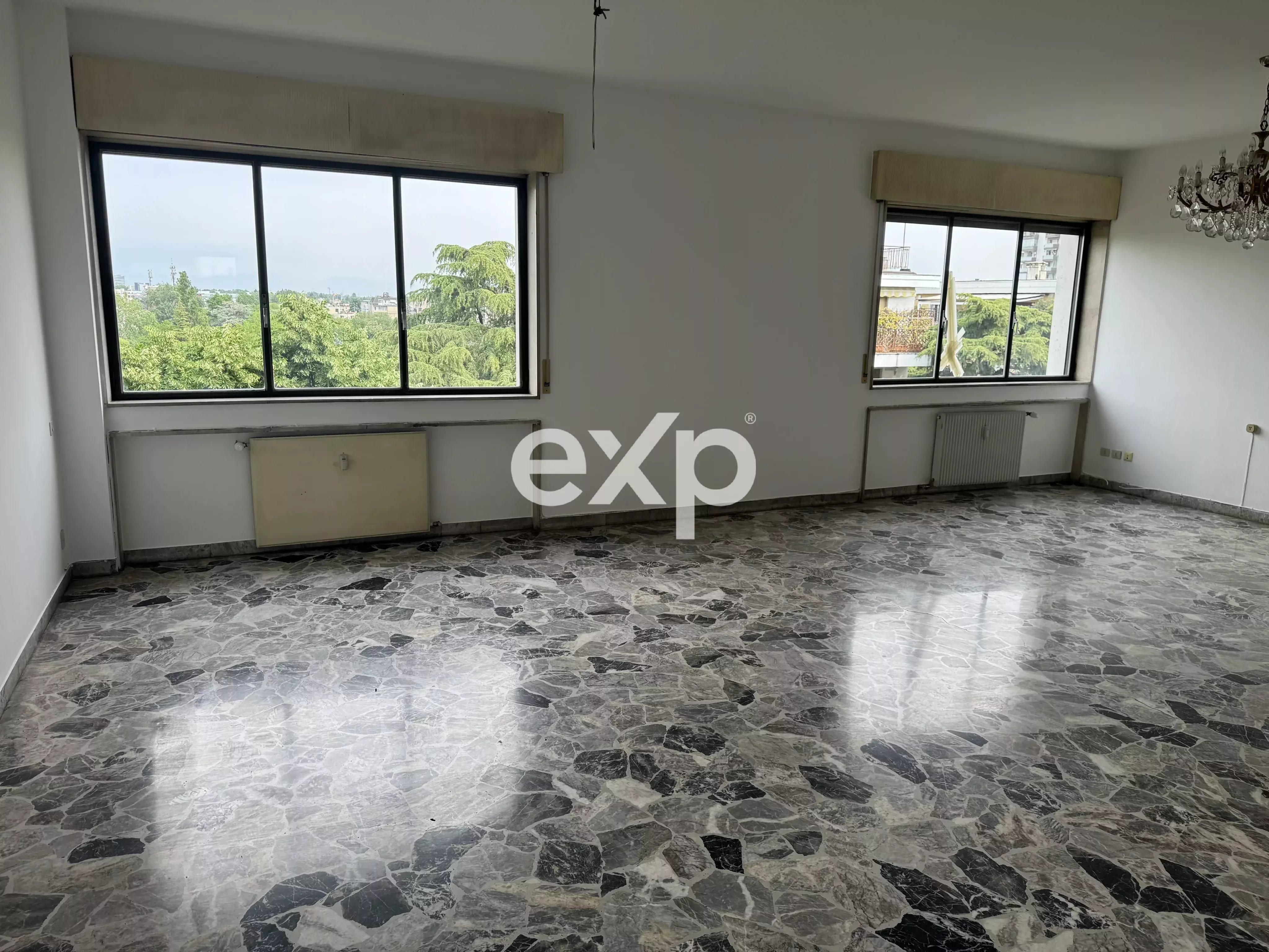 Ampio appartamento con 2 camere a Mestre, Venezia