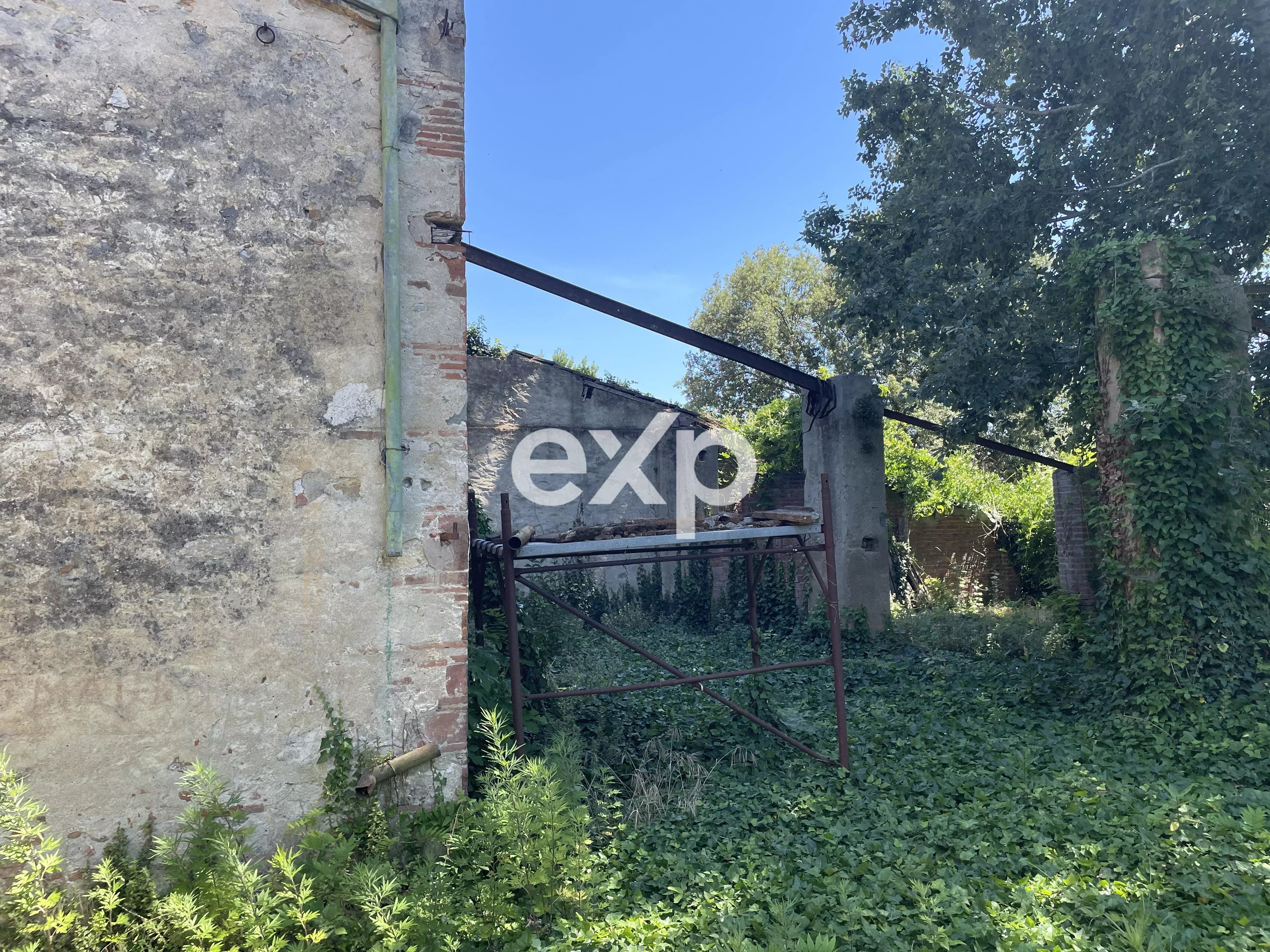 Casa in vendita a San Giuliano Terme, Via Enrico Fermi, 56017 San Giuliano Terme, 250 m²