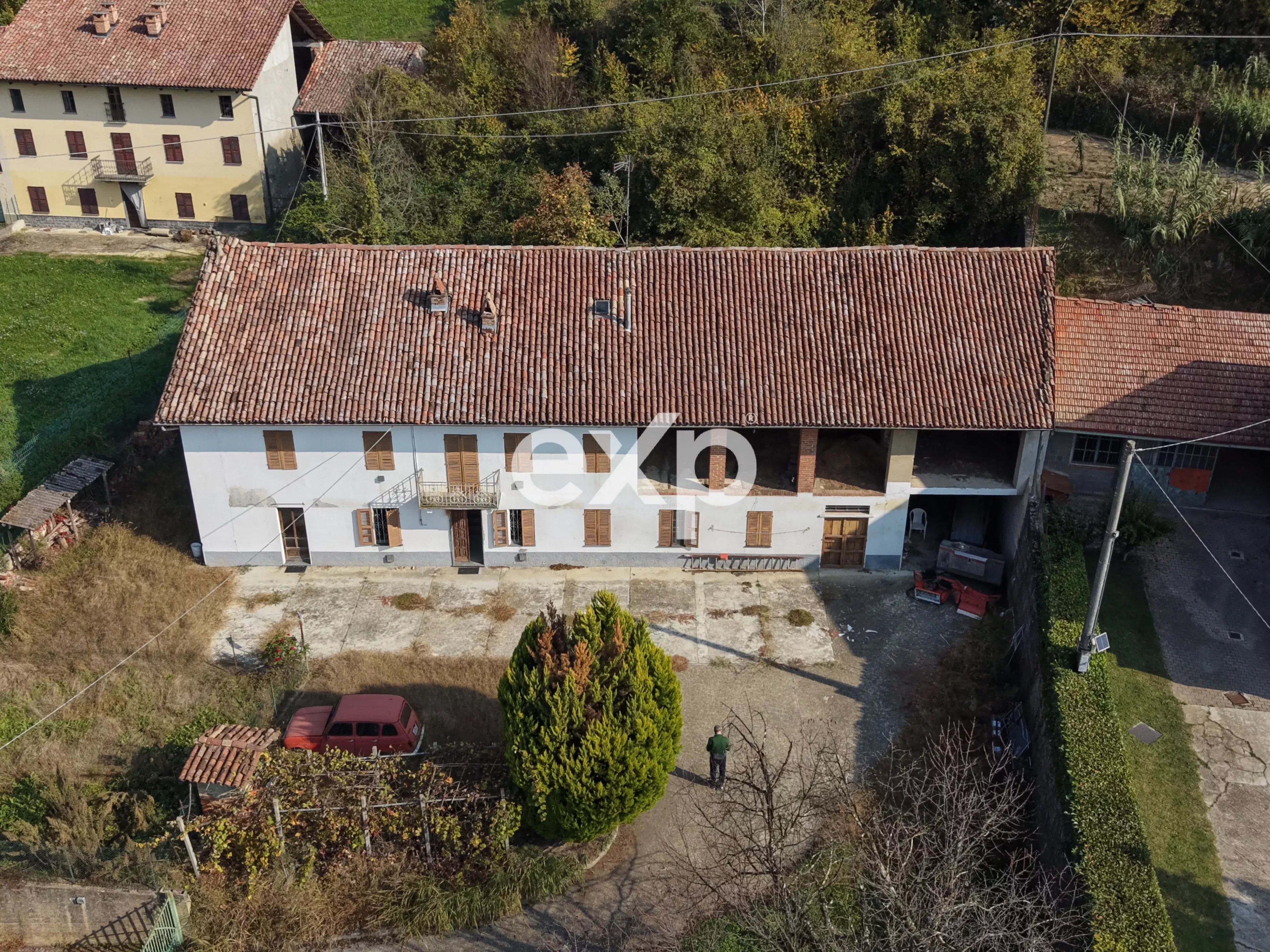 Cascina nel Monferrato Astigiano