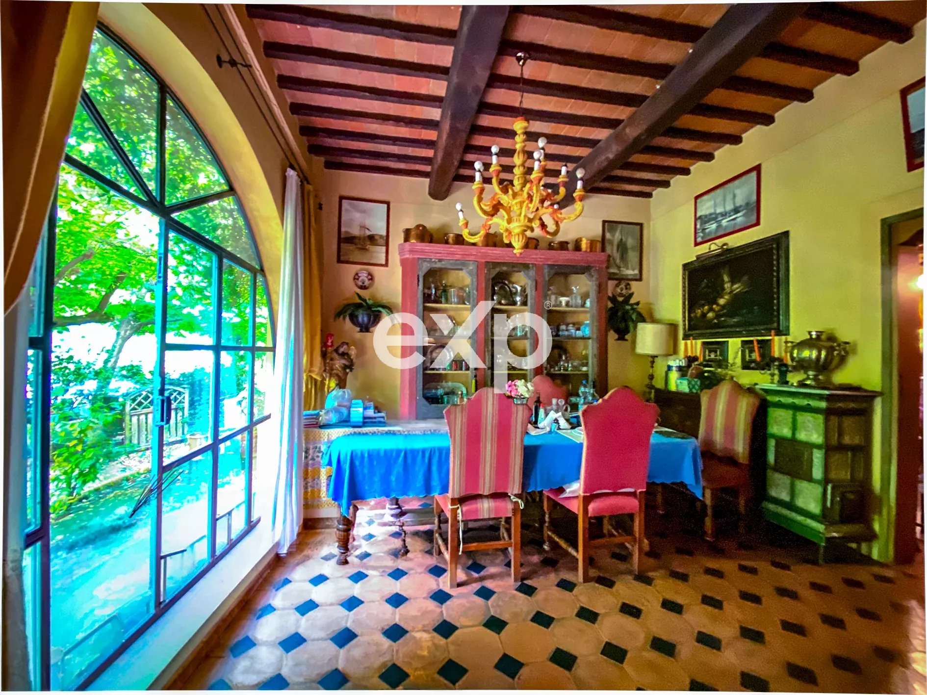 Casa in vendita a Vecchiano, 280 m²