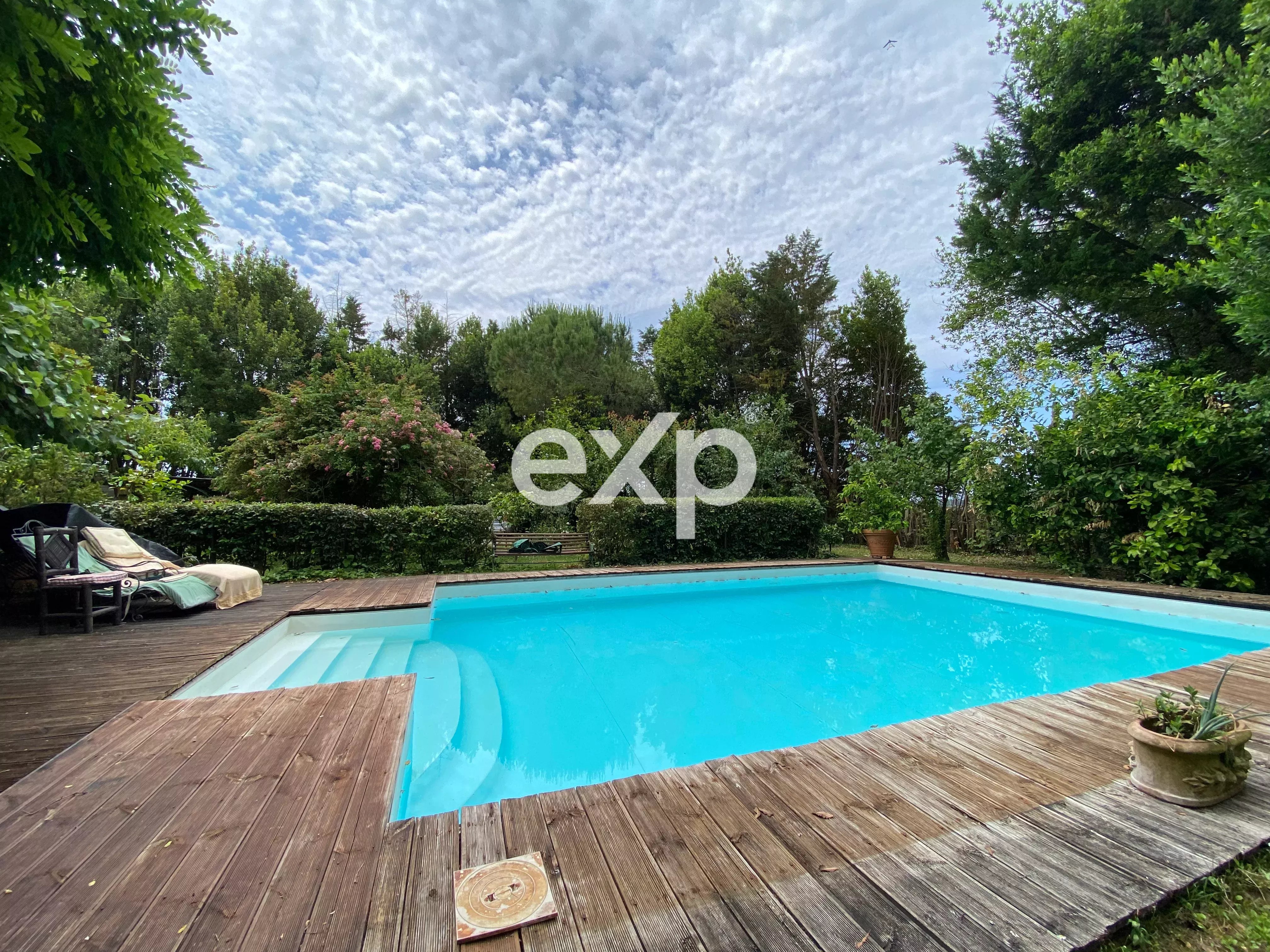 Casa in vendita a Vecchiano, 280 m²