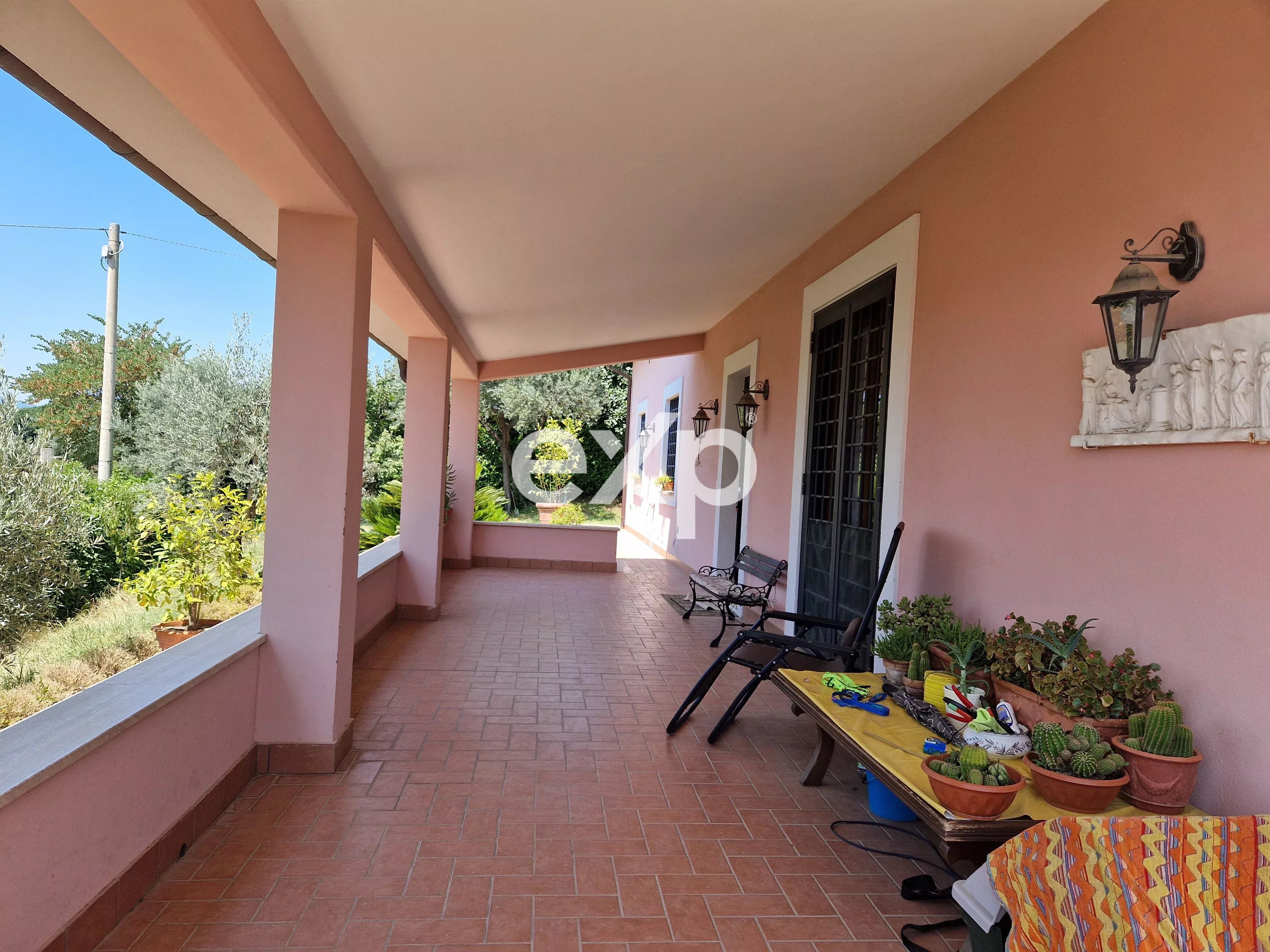 Casa in vendita a Poggio Mirteto, 182 m²