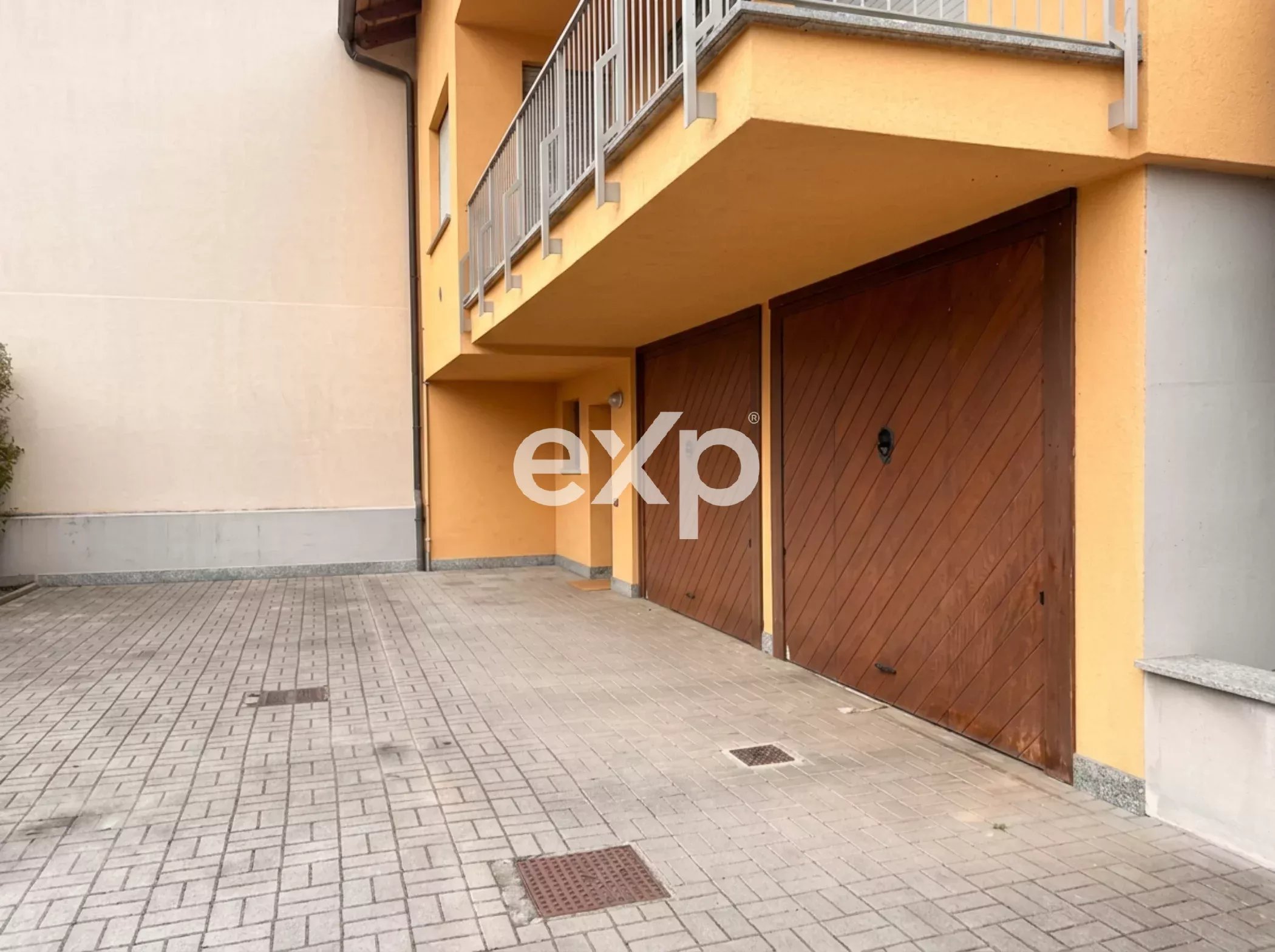 Casa in vendita a Galbiate, 328 m²