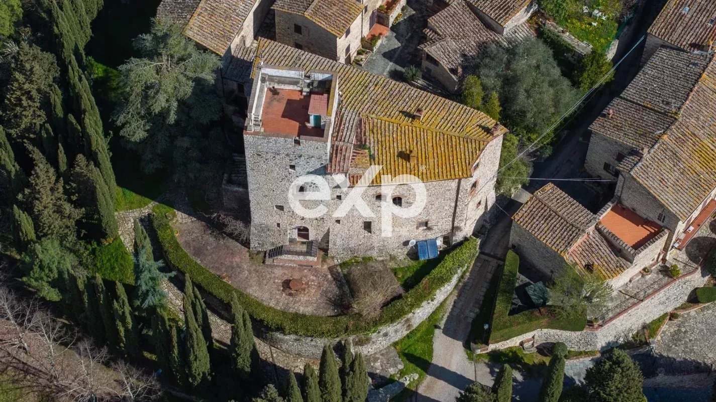 Casa in vendita a Gaiole in Chianti, 1300 m²