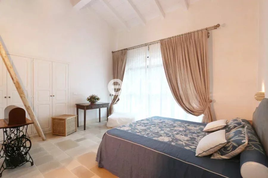 Casa in vendita a Salve, 400000 m²