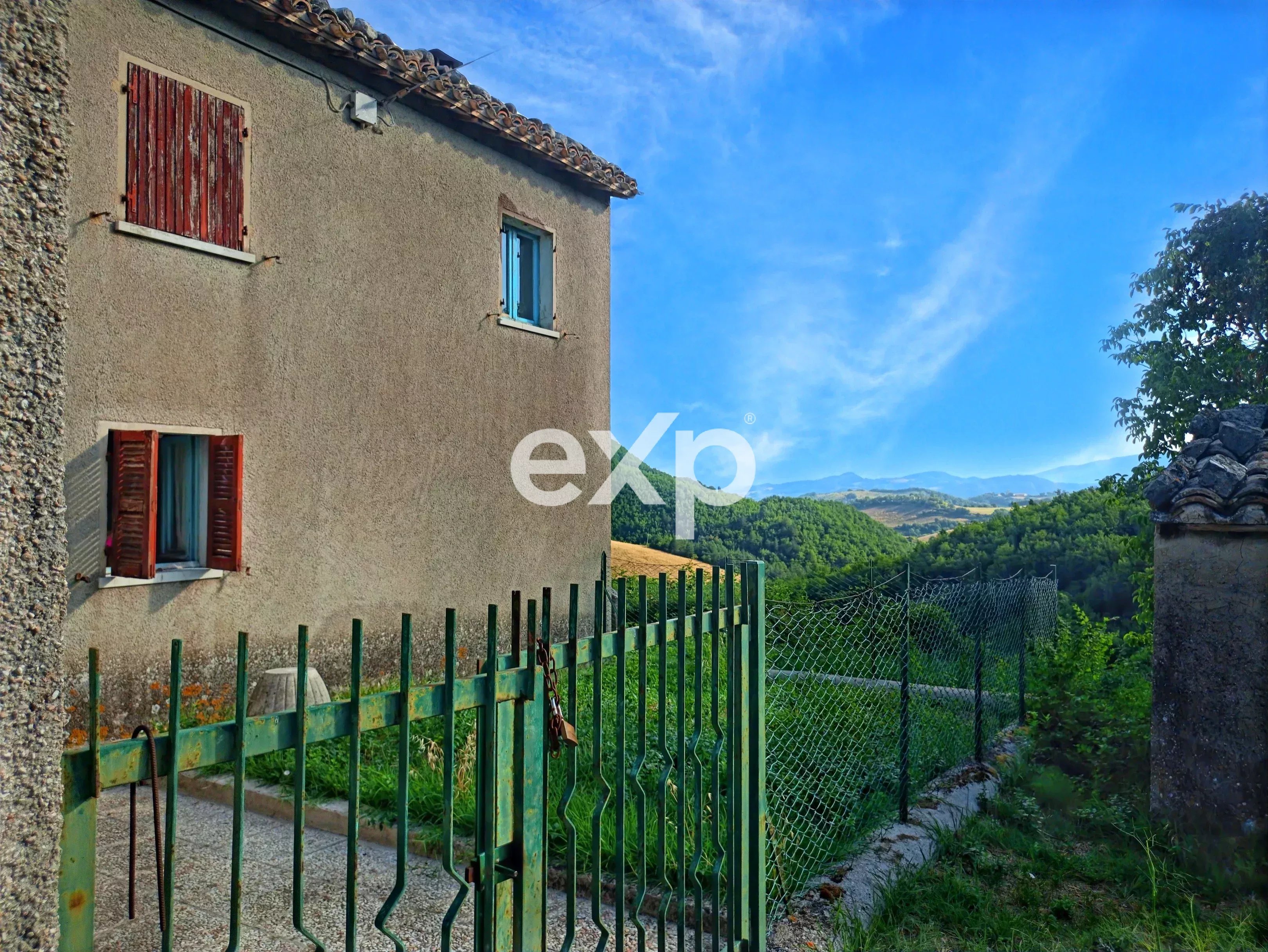 🏡 Casa di Campagna in Vendita a Cagli (PU) – Il Fascino Autentico di San Fiorano