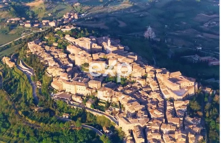 Casa in vendita a Montepulciano, 48 ha