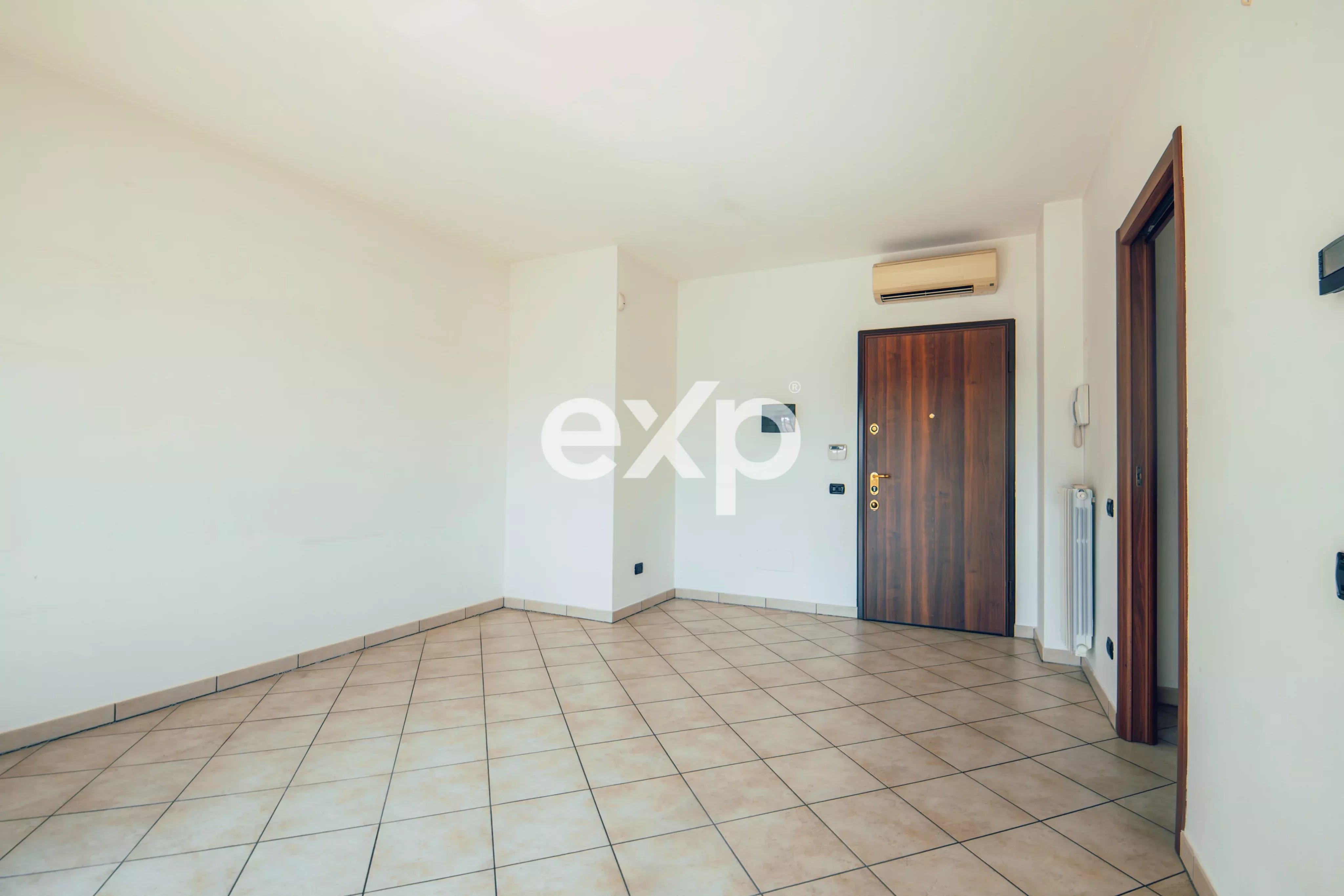 Appartamento in vendita a Solaro, Via Torquato Tasso, 46, 20033 Solaro, 90 m²
