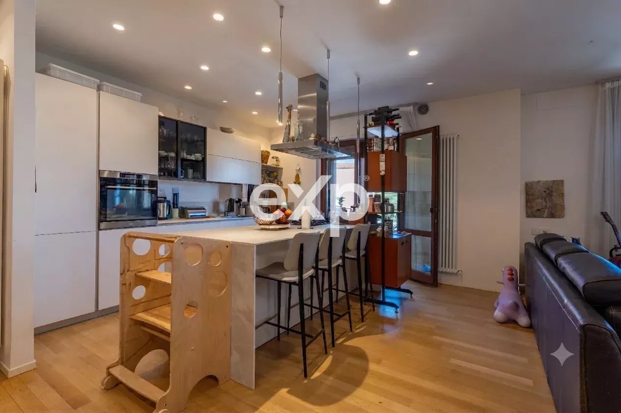 Appartamento in vendita a Fano, Via Bocca Seriola, 5, 61032 Fano, 150 m²
