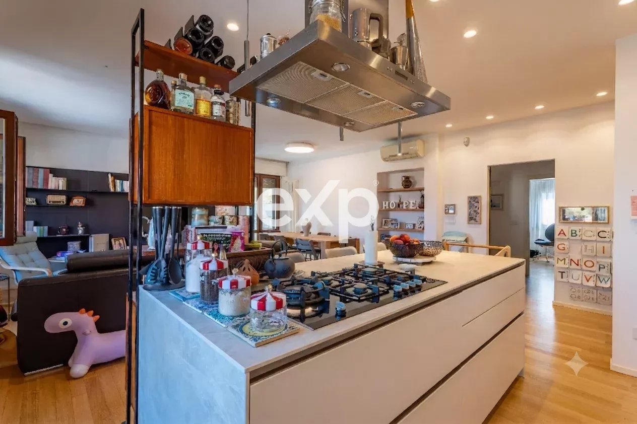 Appartamento in vendita a Fano, Via Bocca Seriola, 5, 61032 Fano, 150 m²
