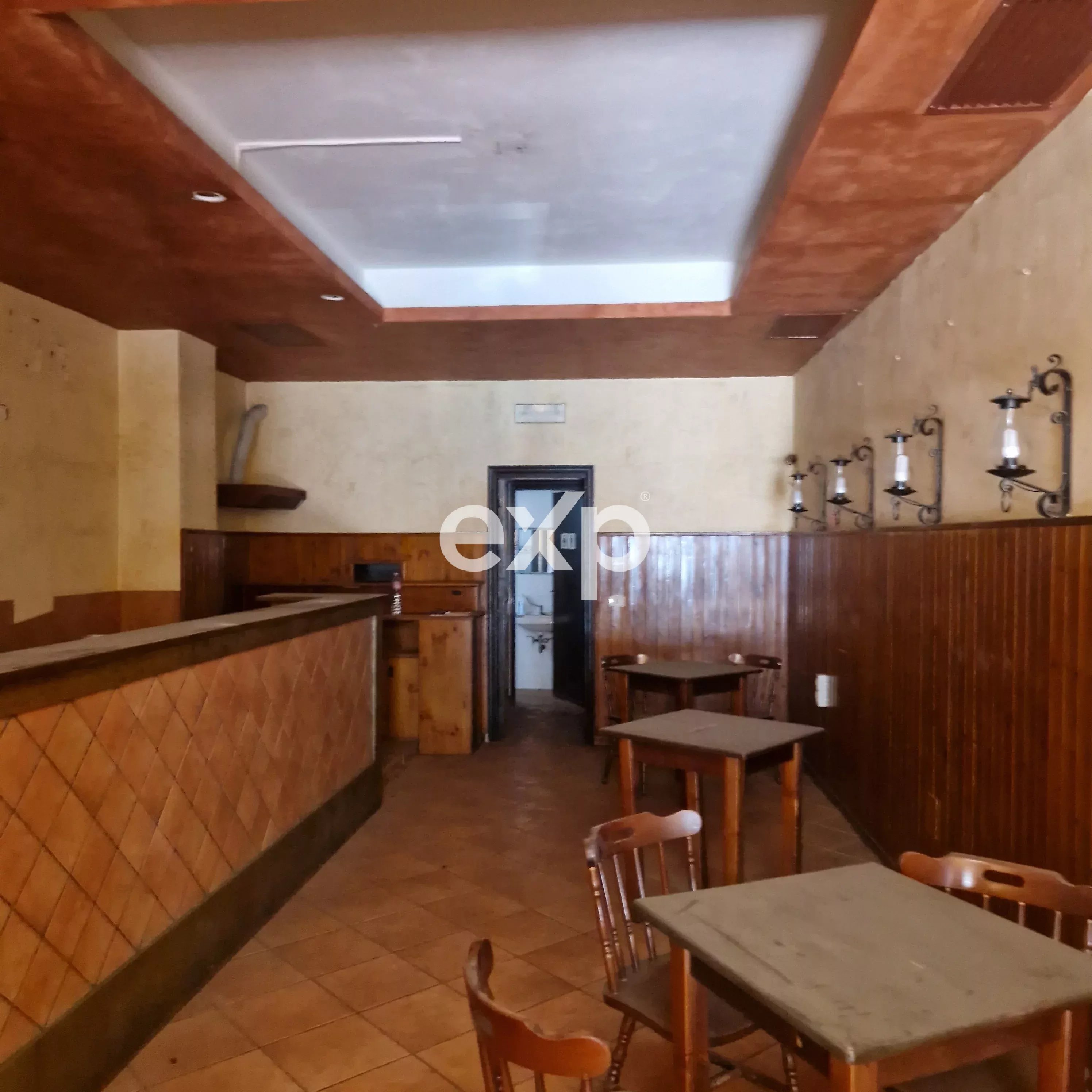 Locale Commerciale di 75 m² a Centocelle, Roma