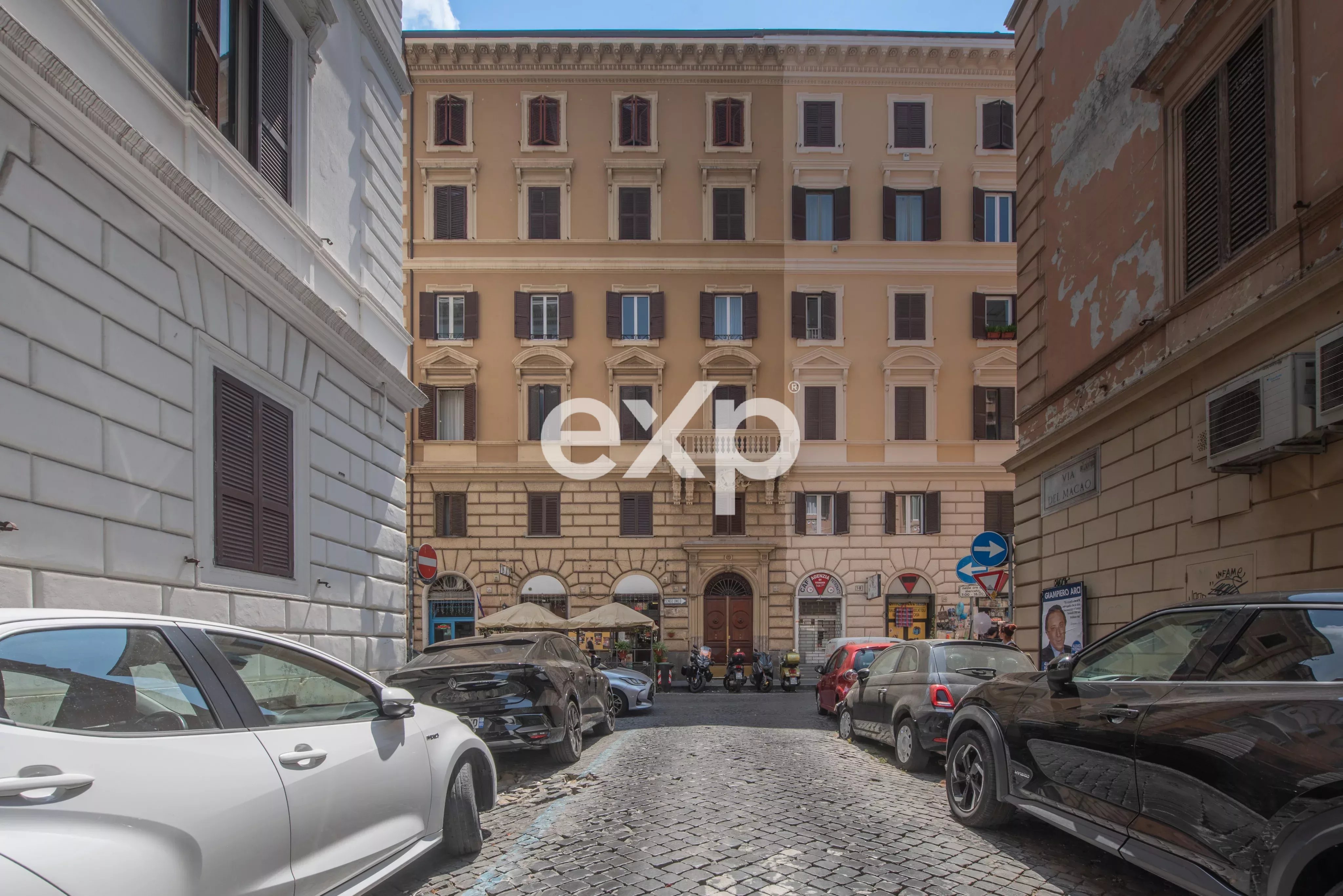 Elegante appartamento di 115 m² in zona Repubblica, Roma