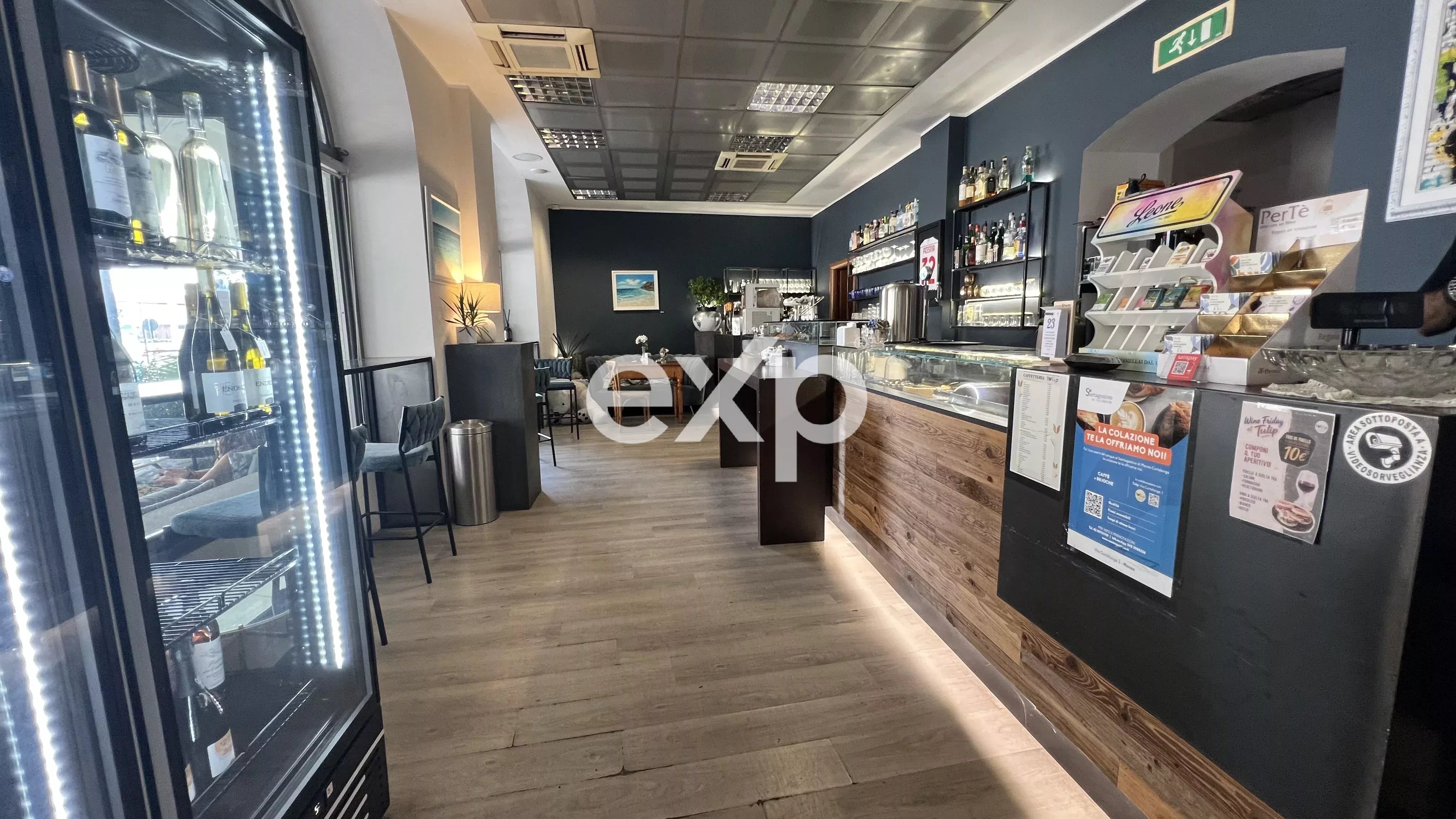 Cessione attività Bar/Caffetteria – Centro Monza | 240 mq | 8 Vetrine | Dehors