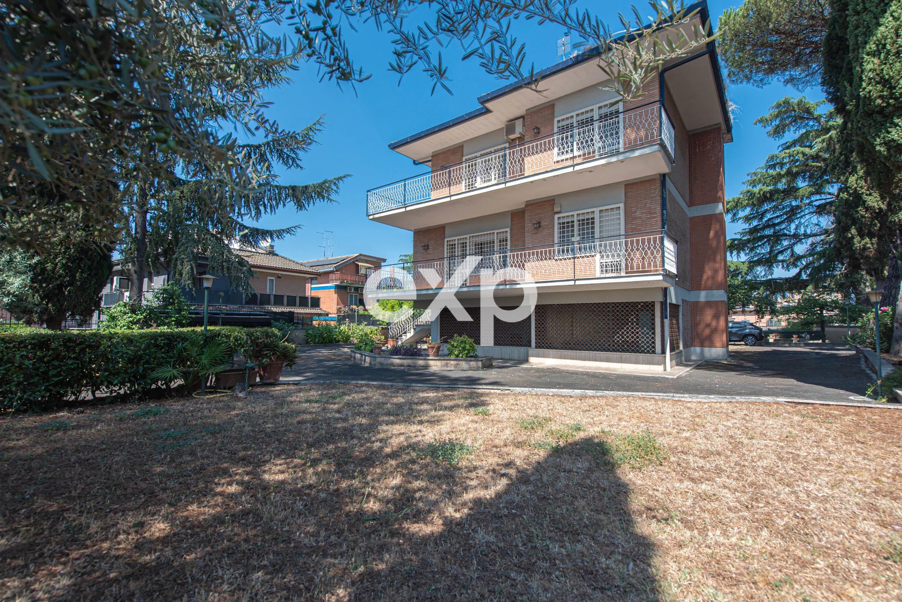 Roma Ottavia - Villa singola su lotto esclusivo di 2.075 mq