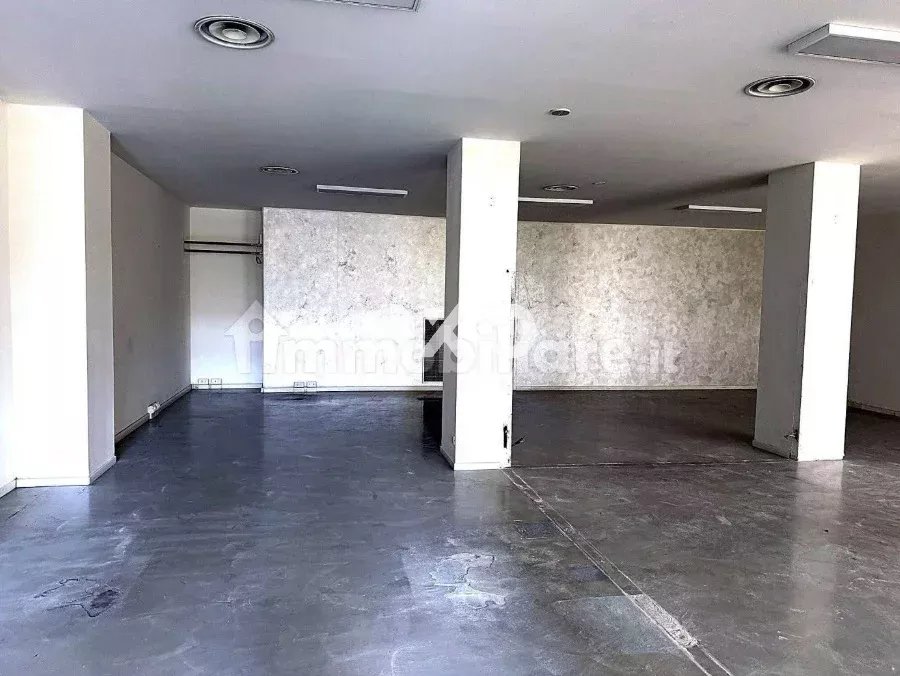 Locale commerciale di 157 mq nel centro di Mestre