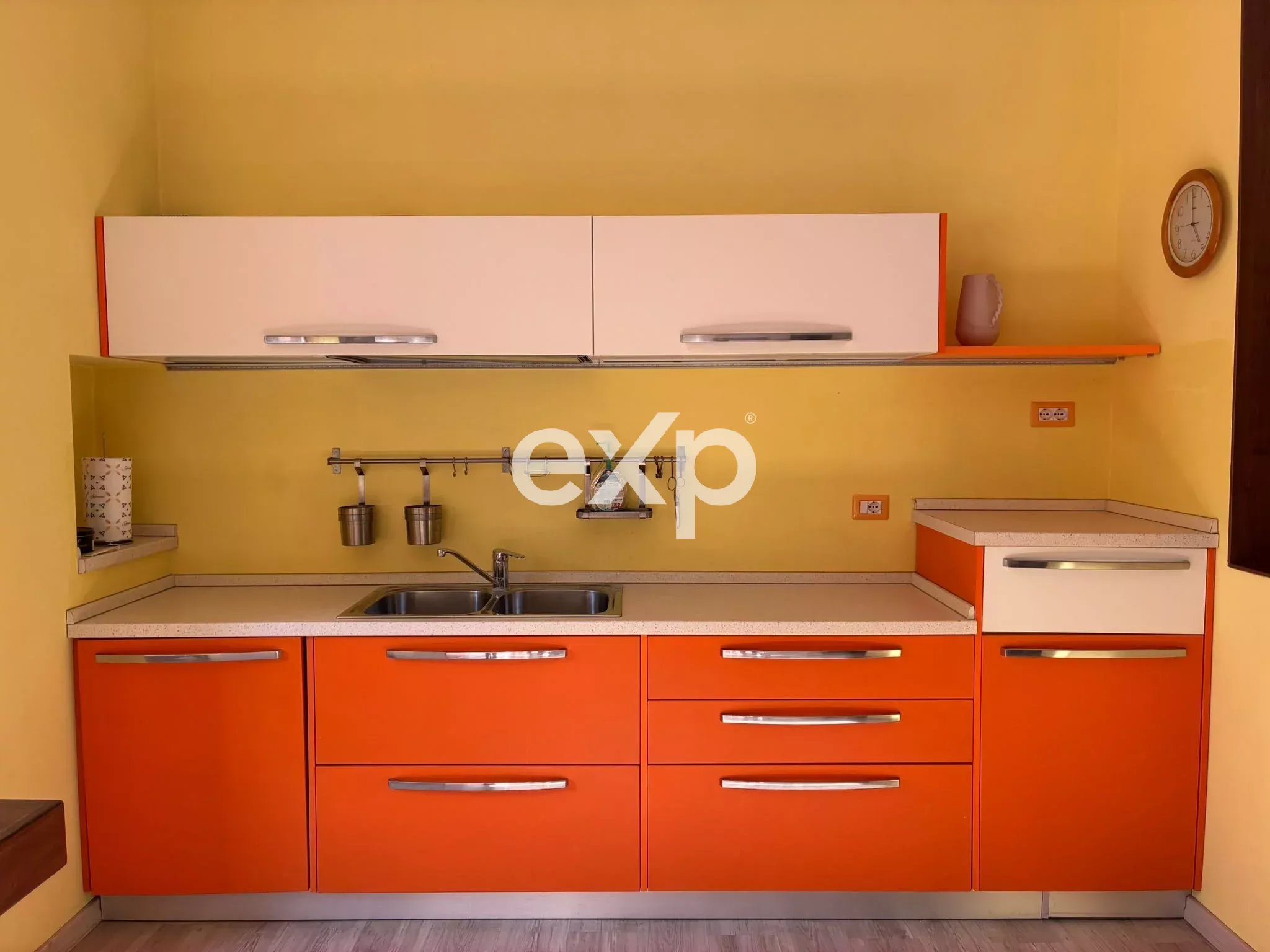 Apartment for sale in Milano, Via Lorenteggio, 31/2, 20100 Milano, 64 m²