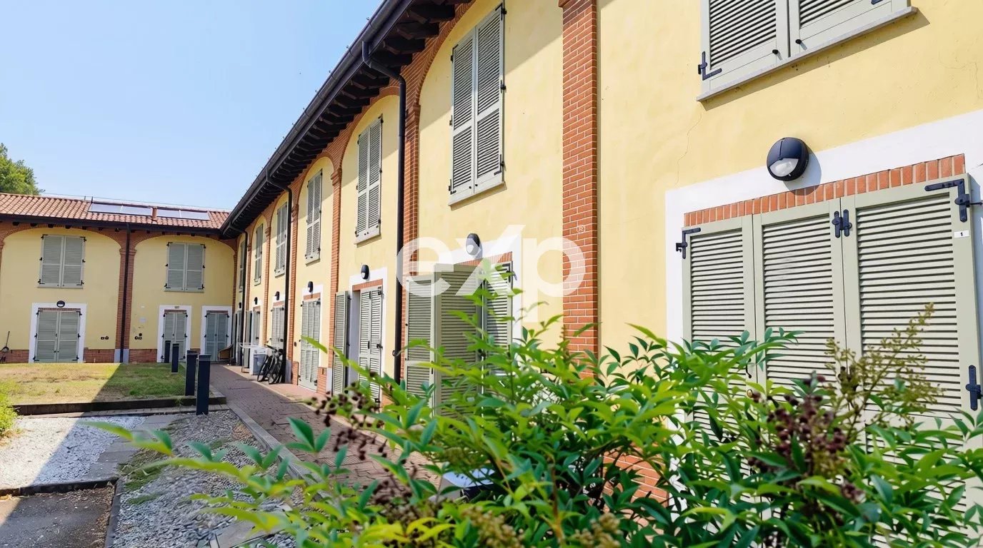 Appartamento in vendita a Asti, Località Mombarone, 160, 14100 Asti, 31 m²
