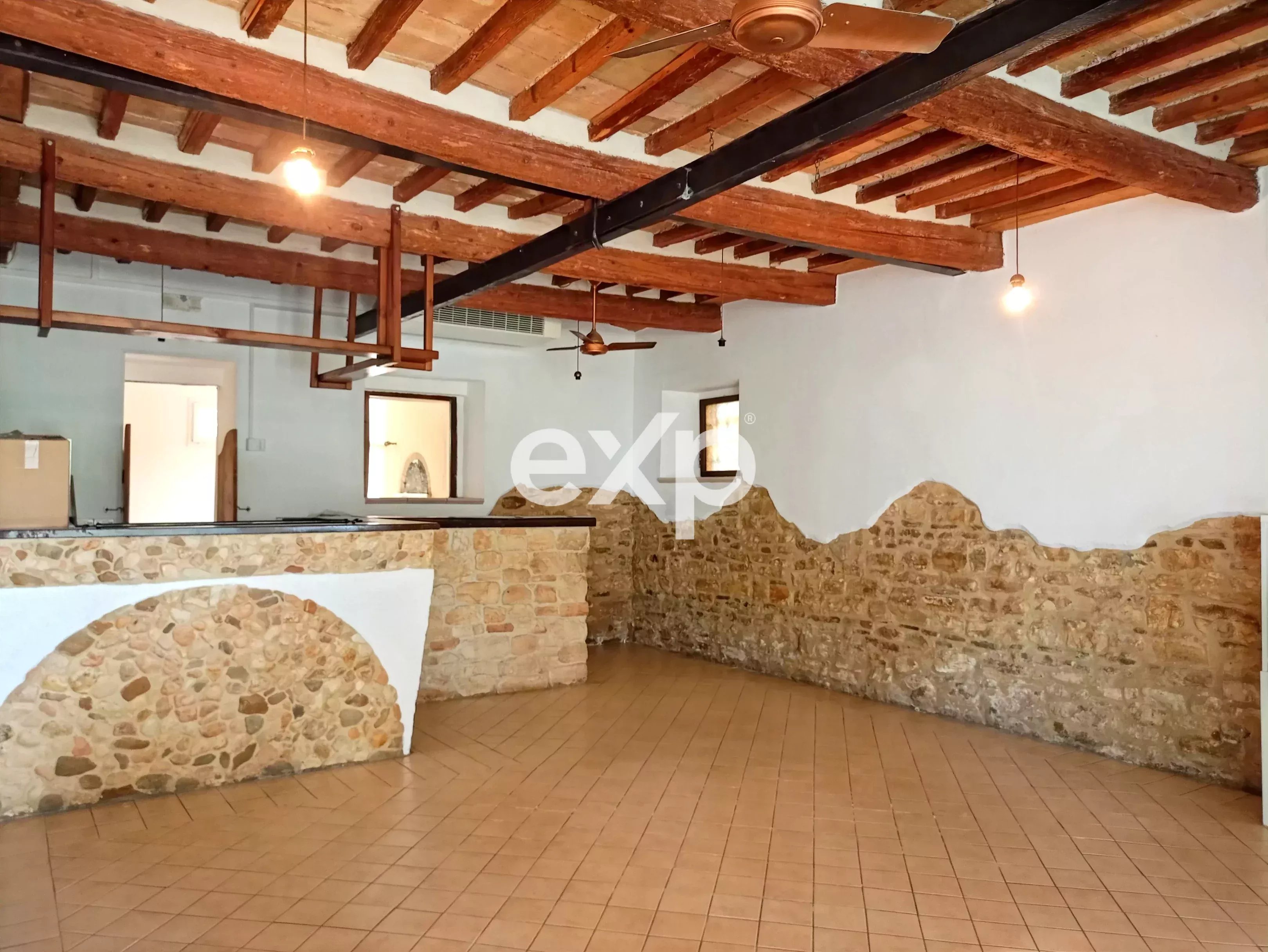 Casa in affitto a Montefelcino, Via Serra, 22, 61030 Montefelcino, 258 m²