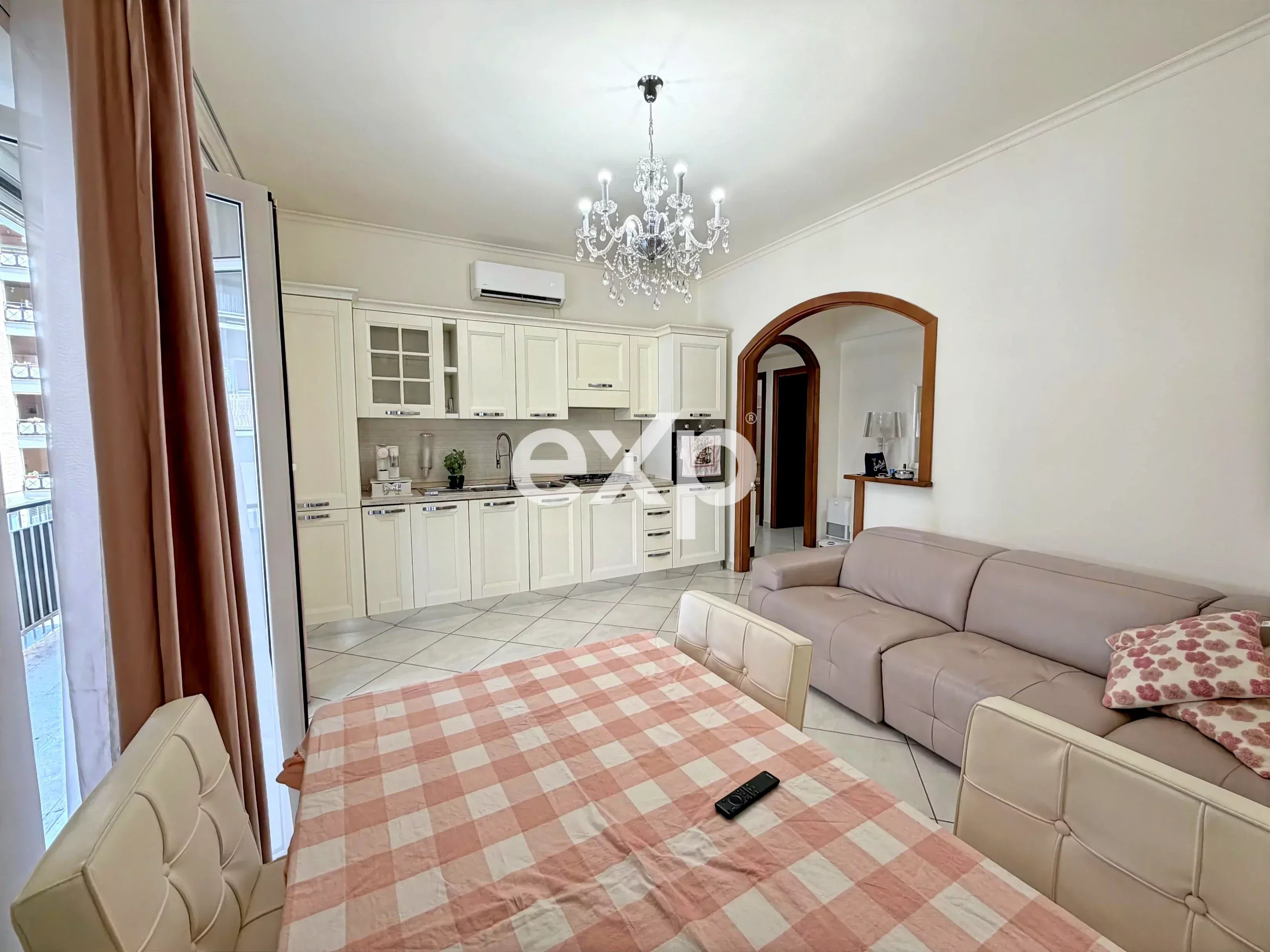 VILLA GORDIANI – TRILOCALE RISTRUTTURATO, OTTIMO INVESTIMENTO
