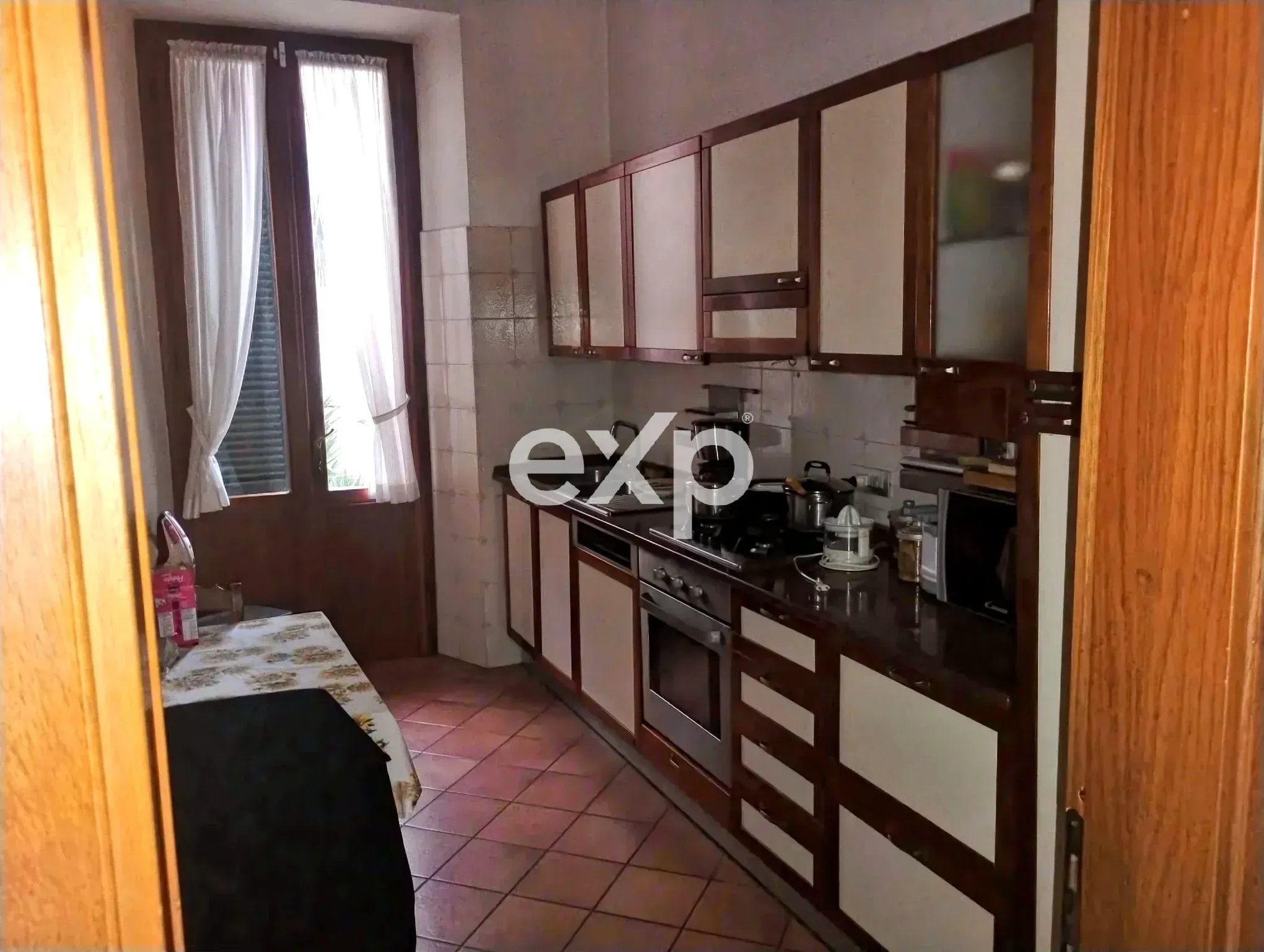 Casa in vendita a Viareggio, 300 m²