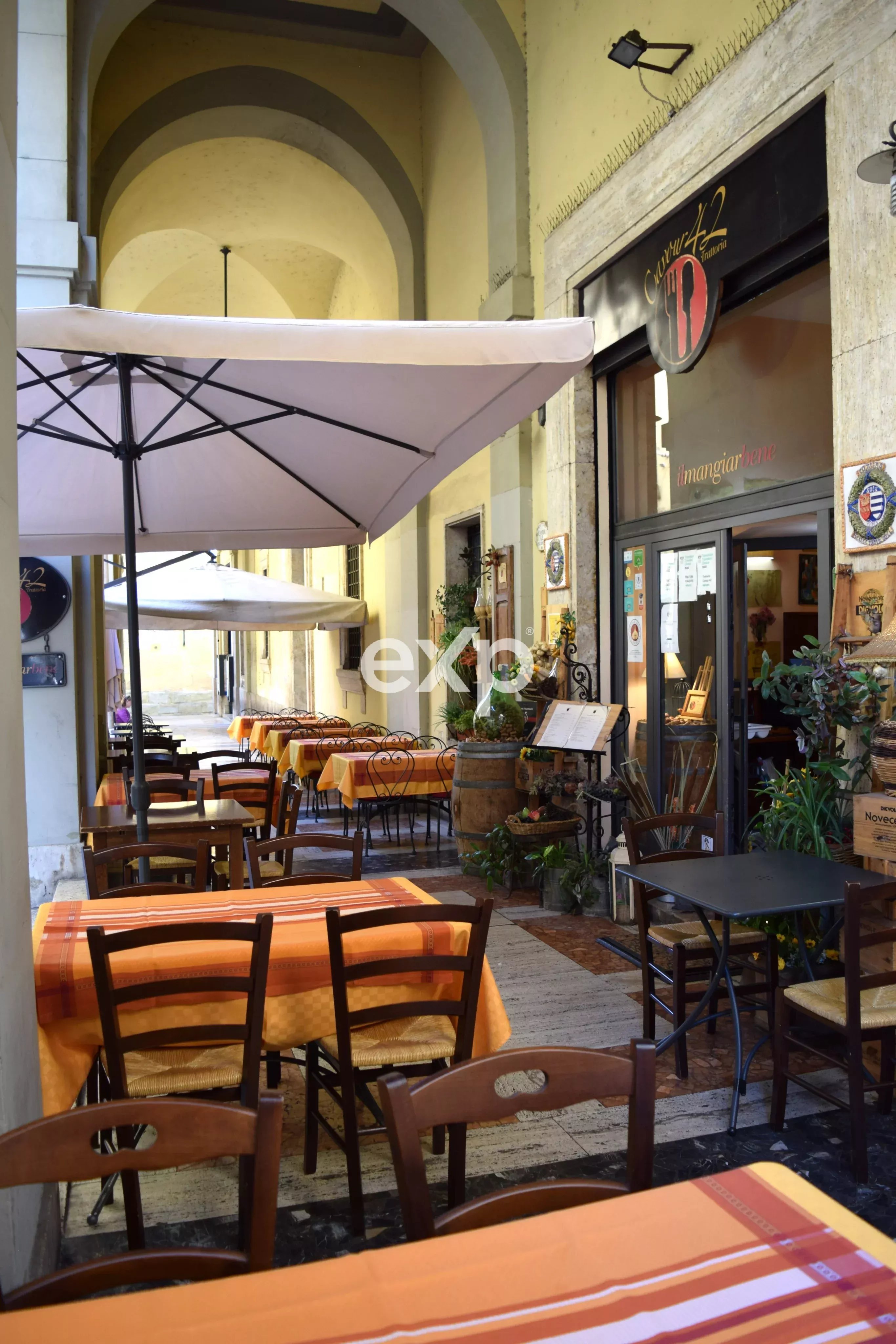 Bellissimo locale commerciale di 189 m² in Via Cavour - Arezzo