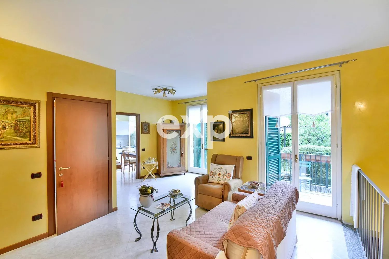 Appartamento for sale in Carate Brianza, 100 m²