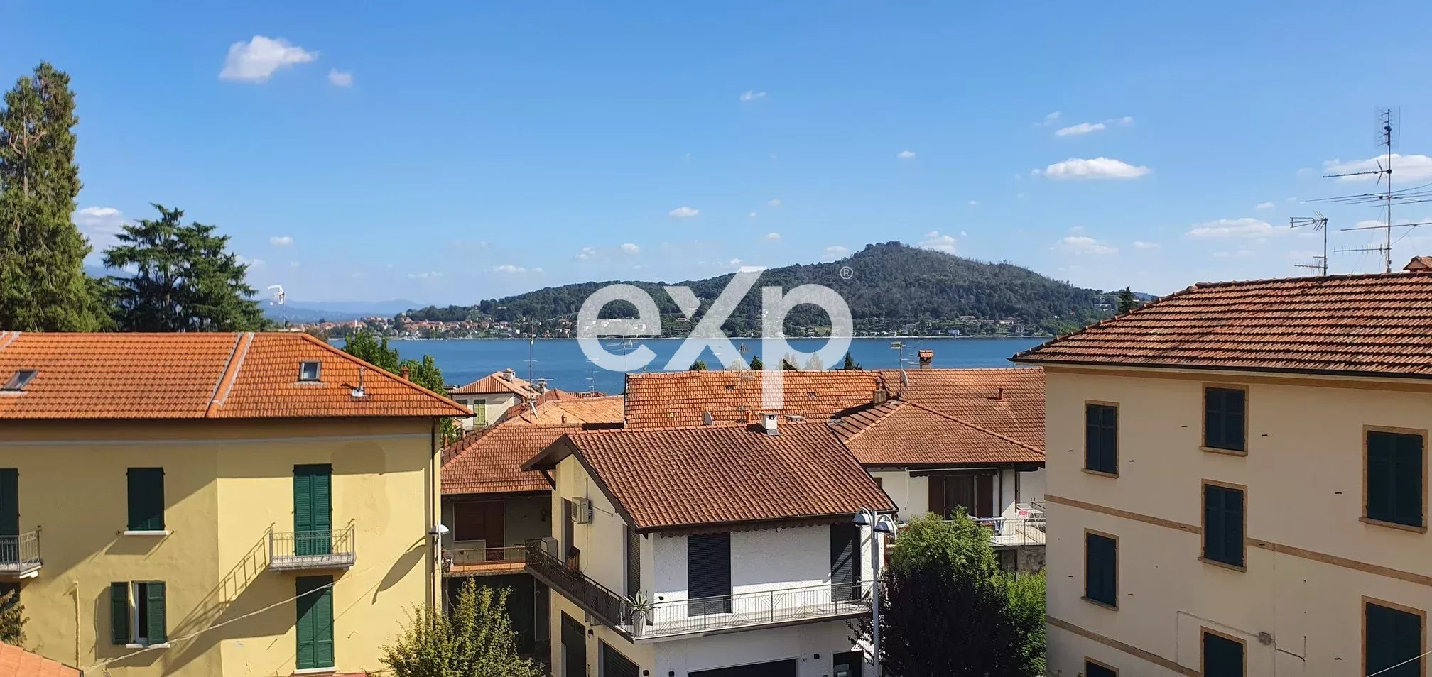 Appartamento in vendita a Meina, 130 m²