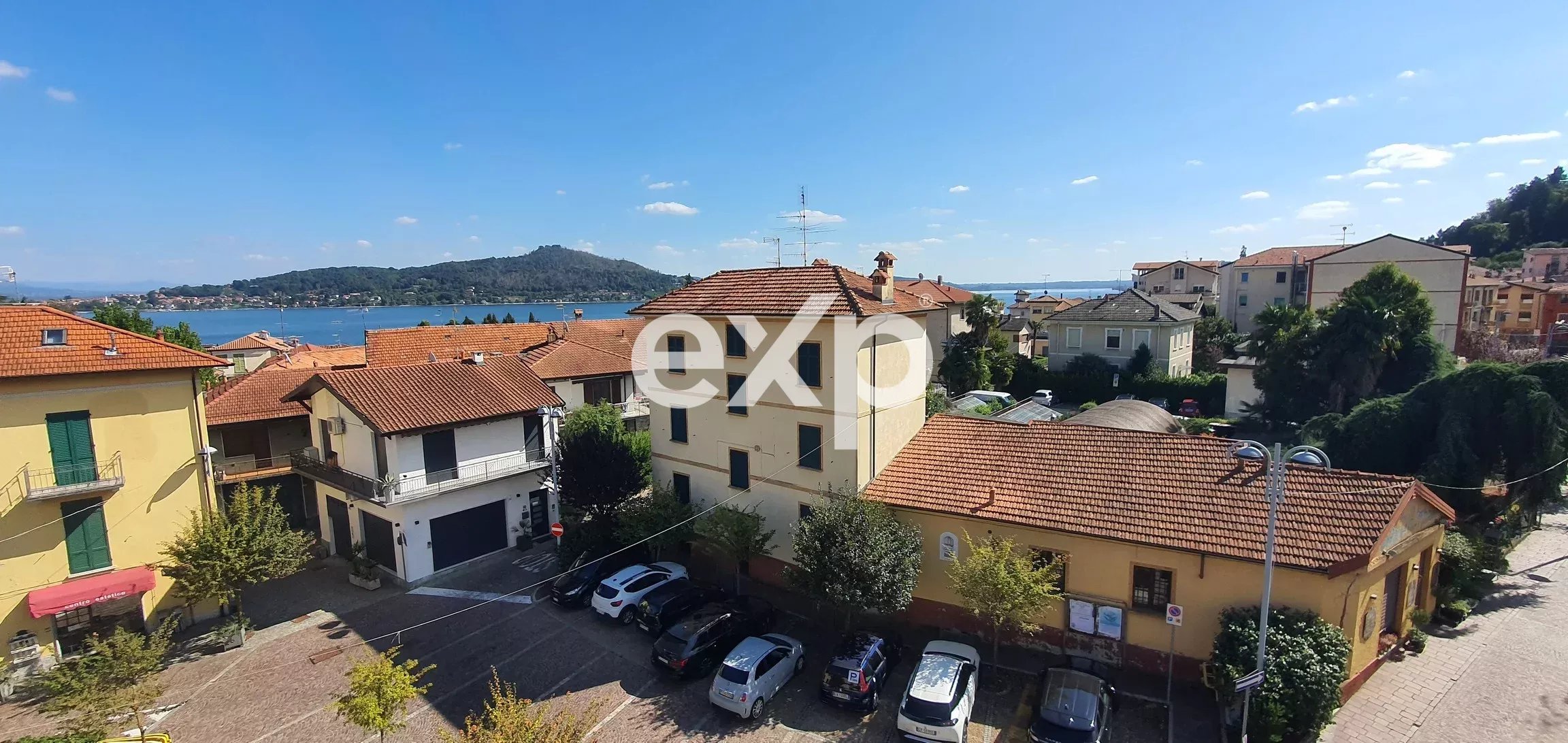 Appartamento in vendita a Meina, 130 m²