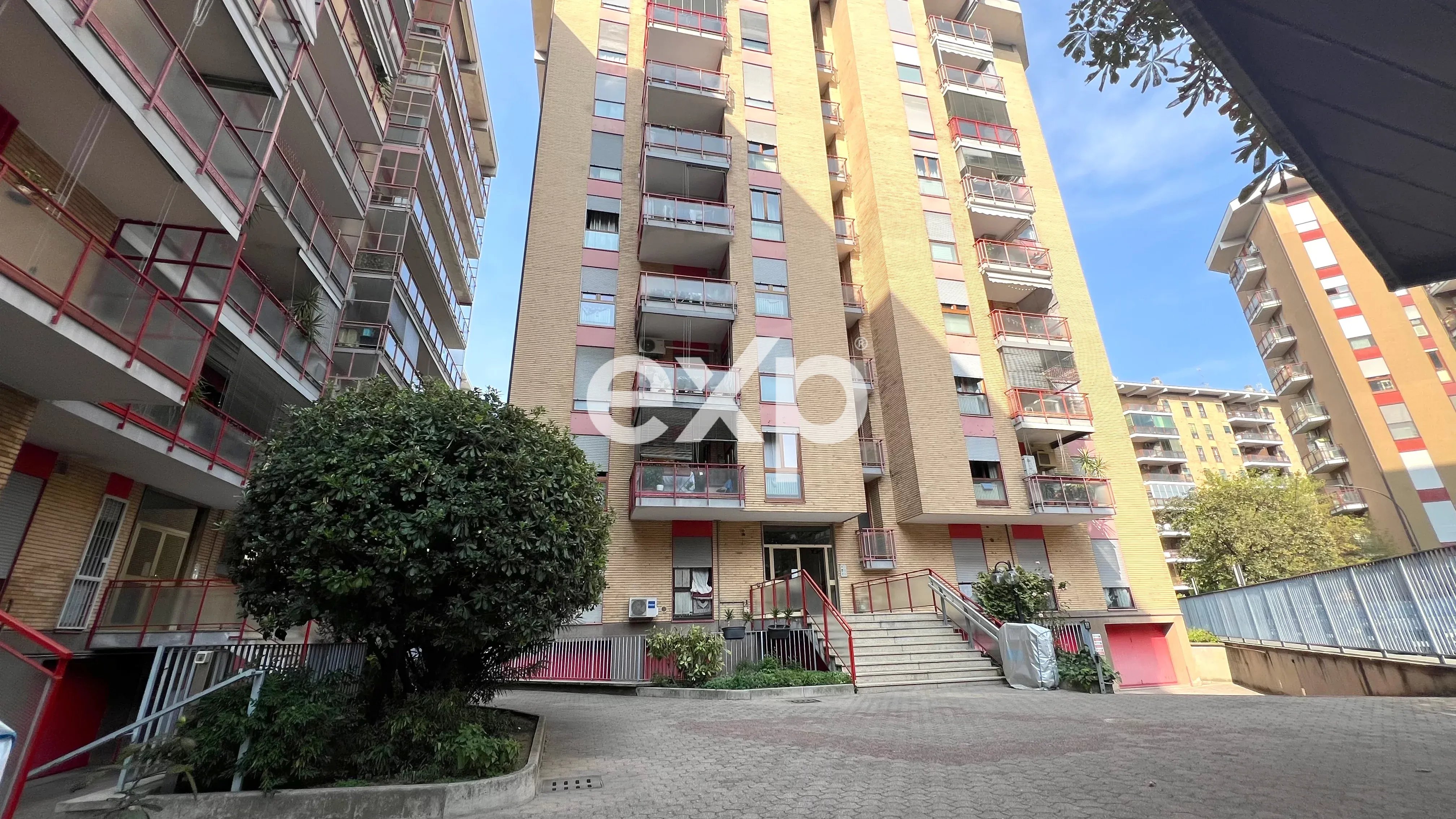 Appartamento in vendita a Cologno Monzese, Via Kennedy, 2, 20093 Cologno Monzese, 65 m²
