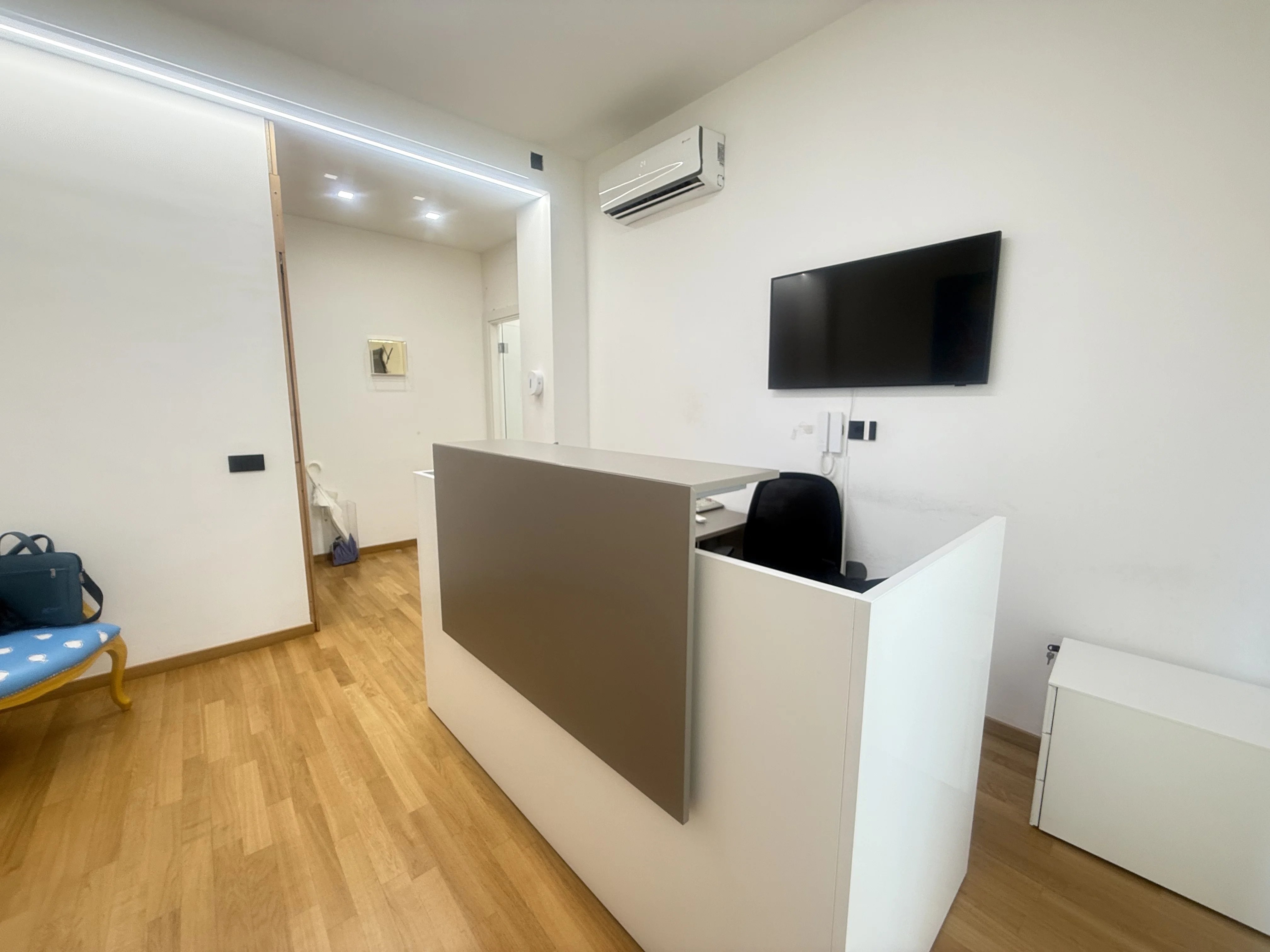 Ufficio in affitto a Battipaglia, 140 m²