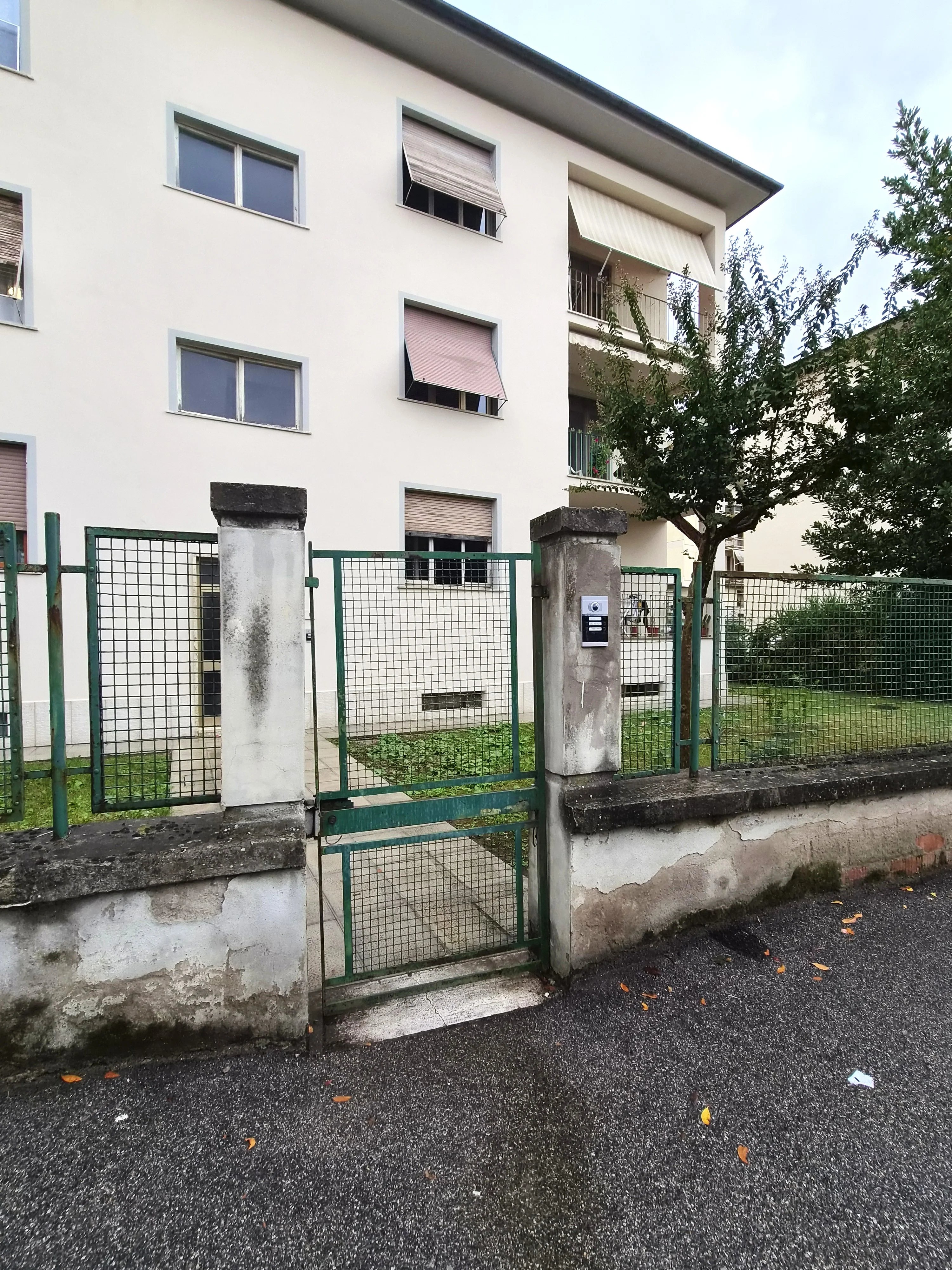 Appartamento in vendita a Arezzo, 158 m²